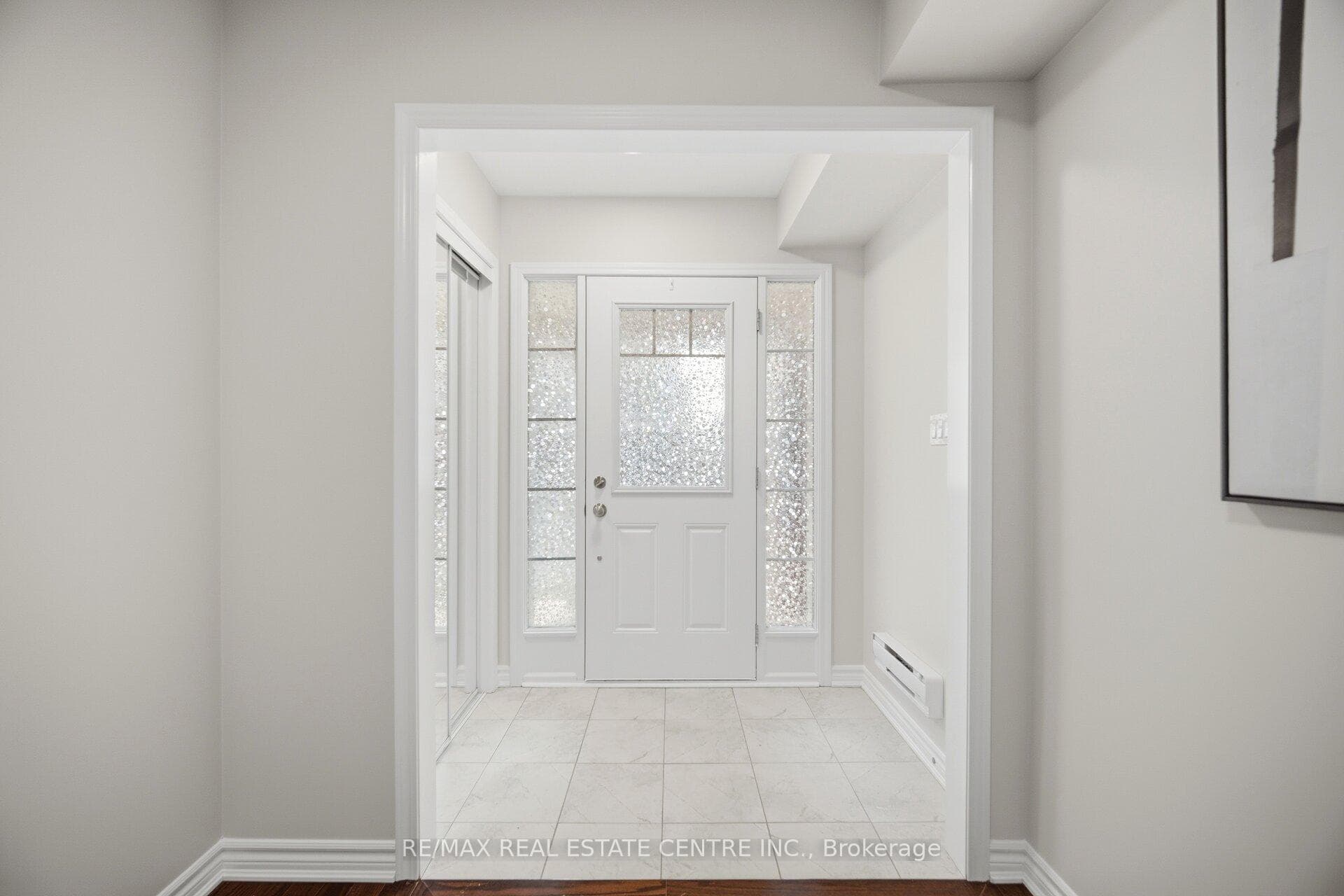 1000 Asleton Boulevard Unit 57 - Townhouse photo 5 of 33 in Milton, Ontario