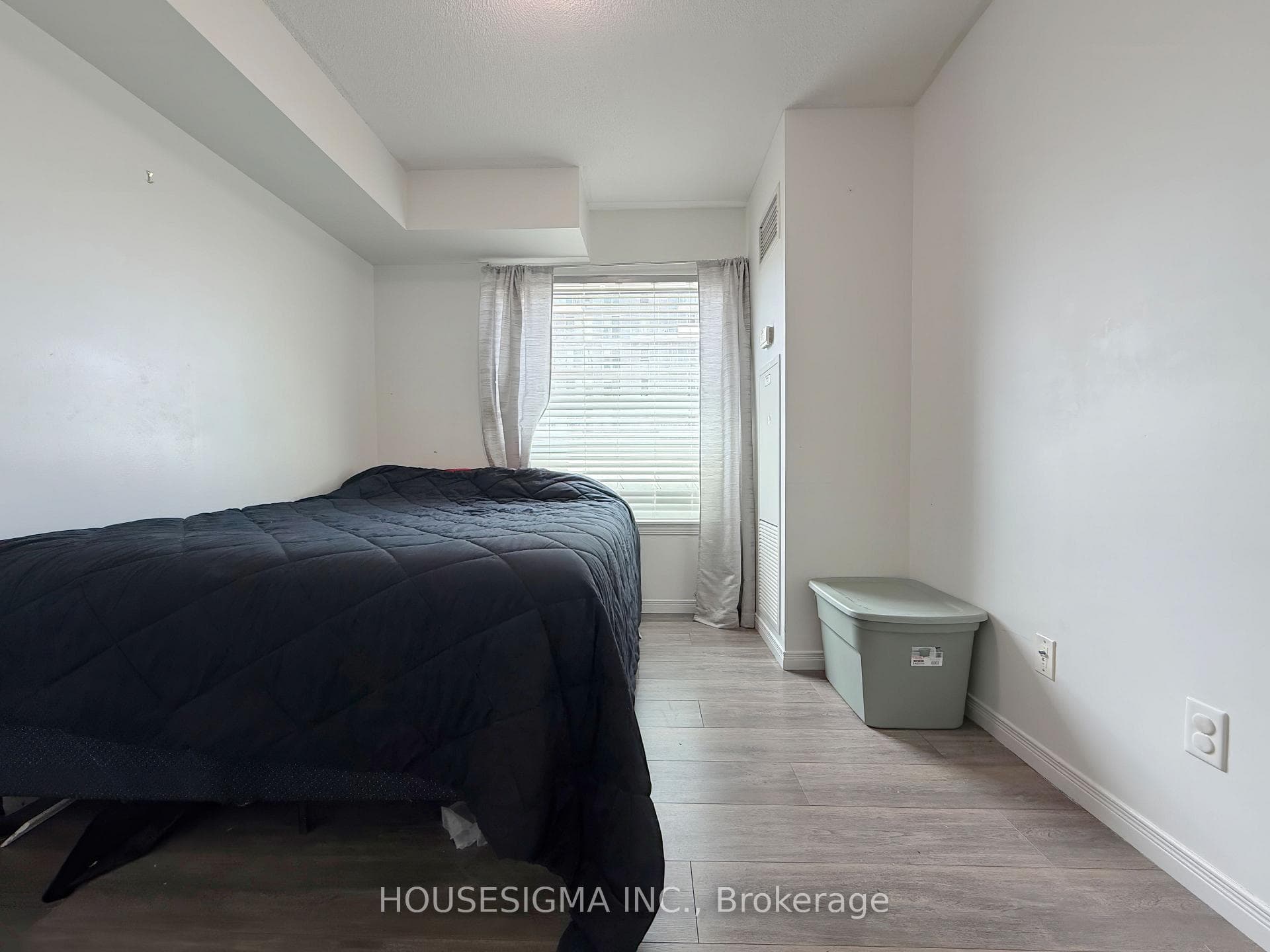 215 Queen Street Unit 509 - Condo photo 7 of 33 in Brampton, Ontario