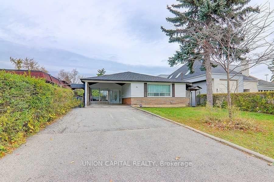 34 Lisburn Crescent - Detached photo 1 of 21 in Hillcrest Village / Bayview Village, Ontario