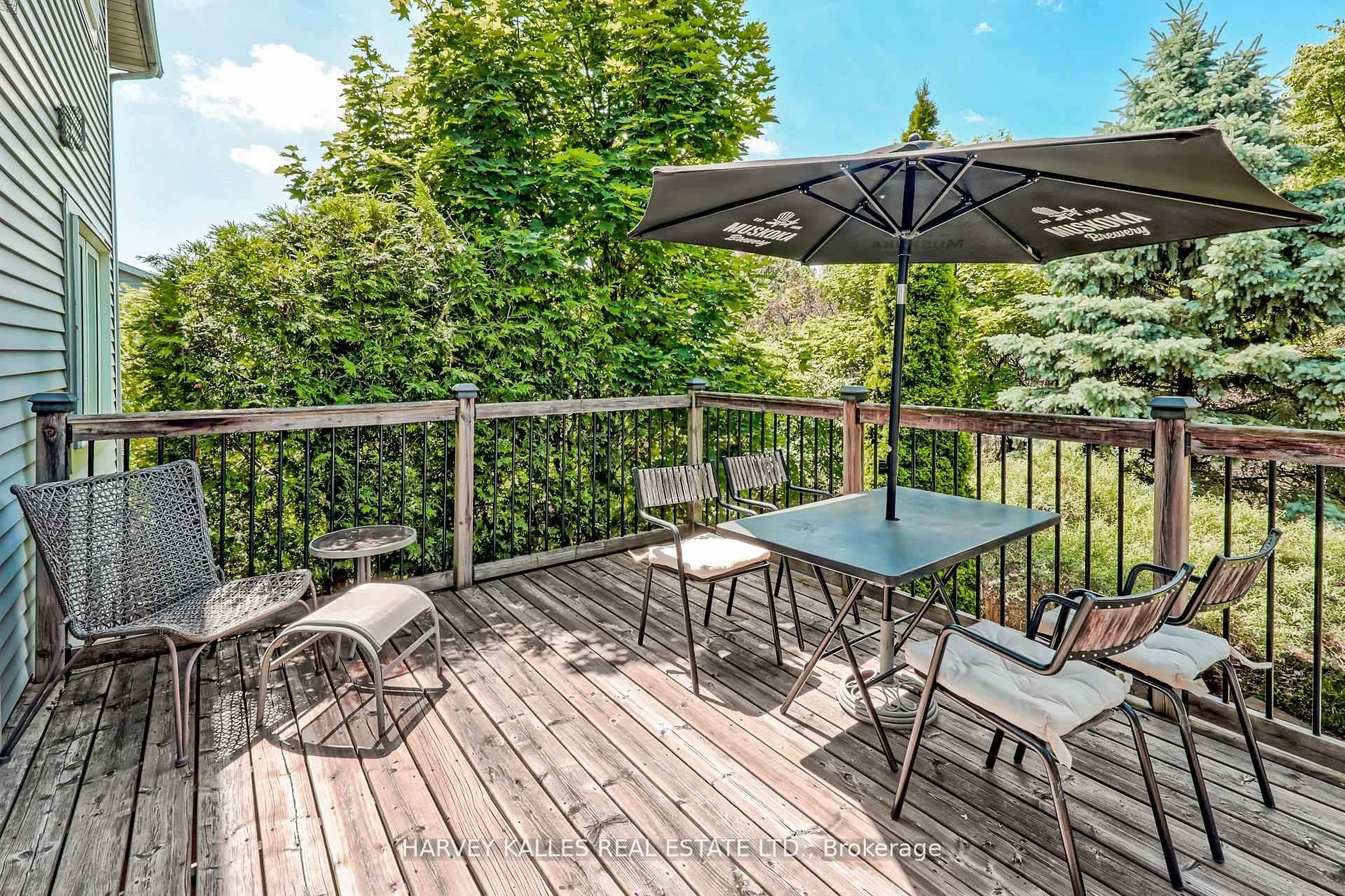 1050 Lindsay Drive - Townhouse photo 35 of 40 in Oakville, Ontario