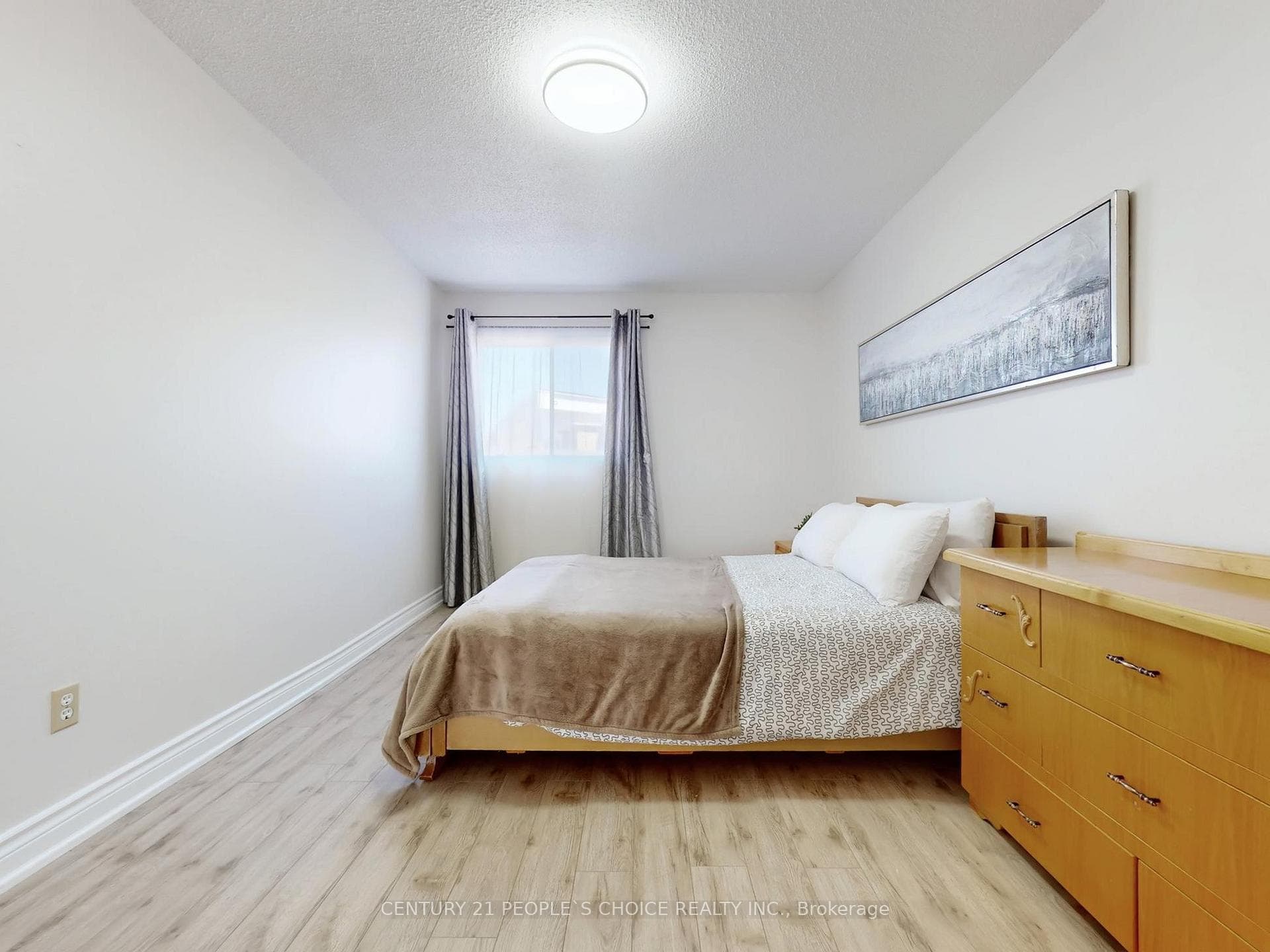 5992 Ladyburn Crescent - Detached photo 32 of 50 in Mississauga, Ontario