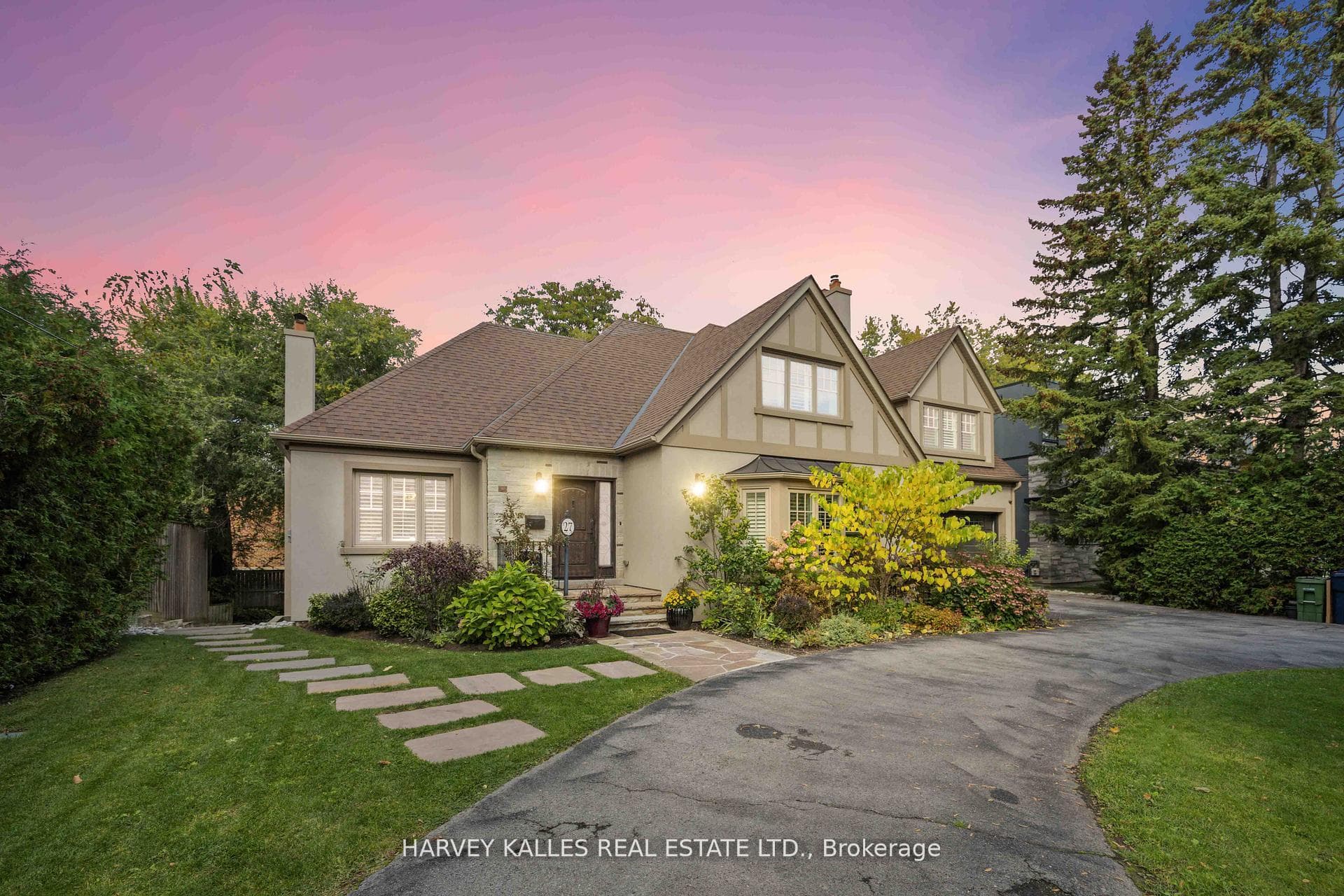 27 Ashley Park Road - Detached photo 1 of 49 in Etobicoke (Islington / Rexdale), Ontario