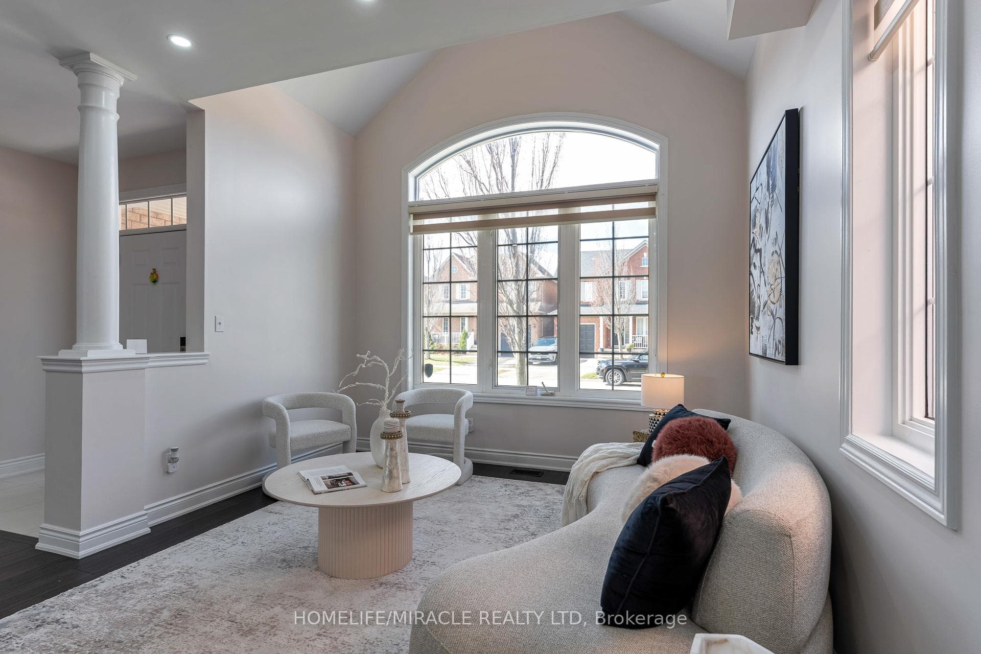 2343 Falling Green Drive - Detached photo 5 of 50 in Oakville, Ontario