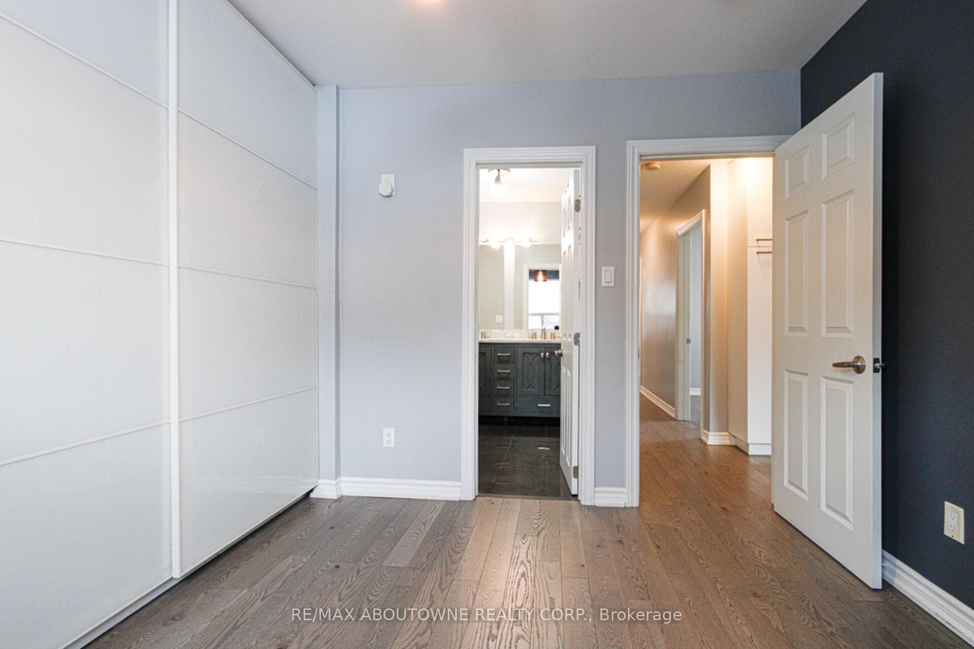 1601 Sandgate Crescent - Semi-Detached photo 12 of 35 in Mississauga, Ontario