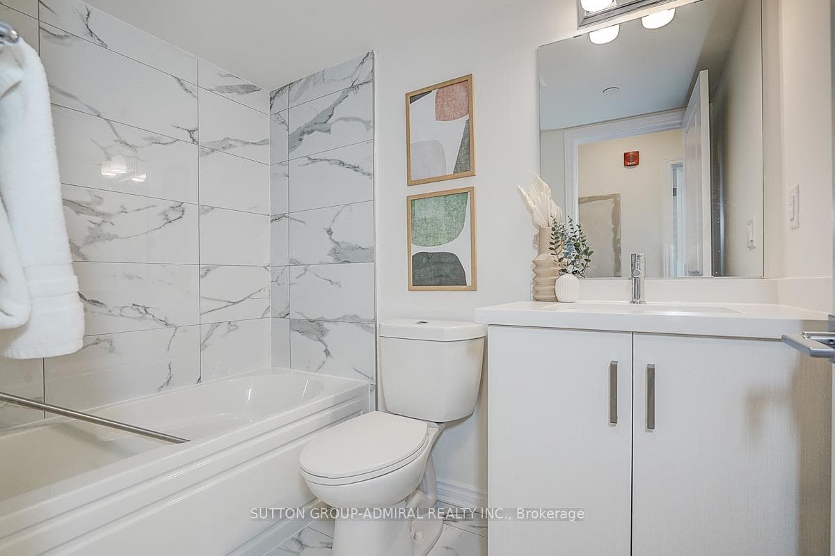 85 Eastwood Park Gardens Unit 18 - Condo photo 26 of 33 in Liberty Village / Parkdale / South Parkdale, Ontario