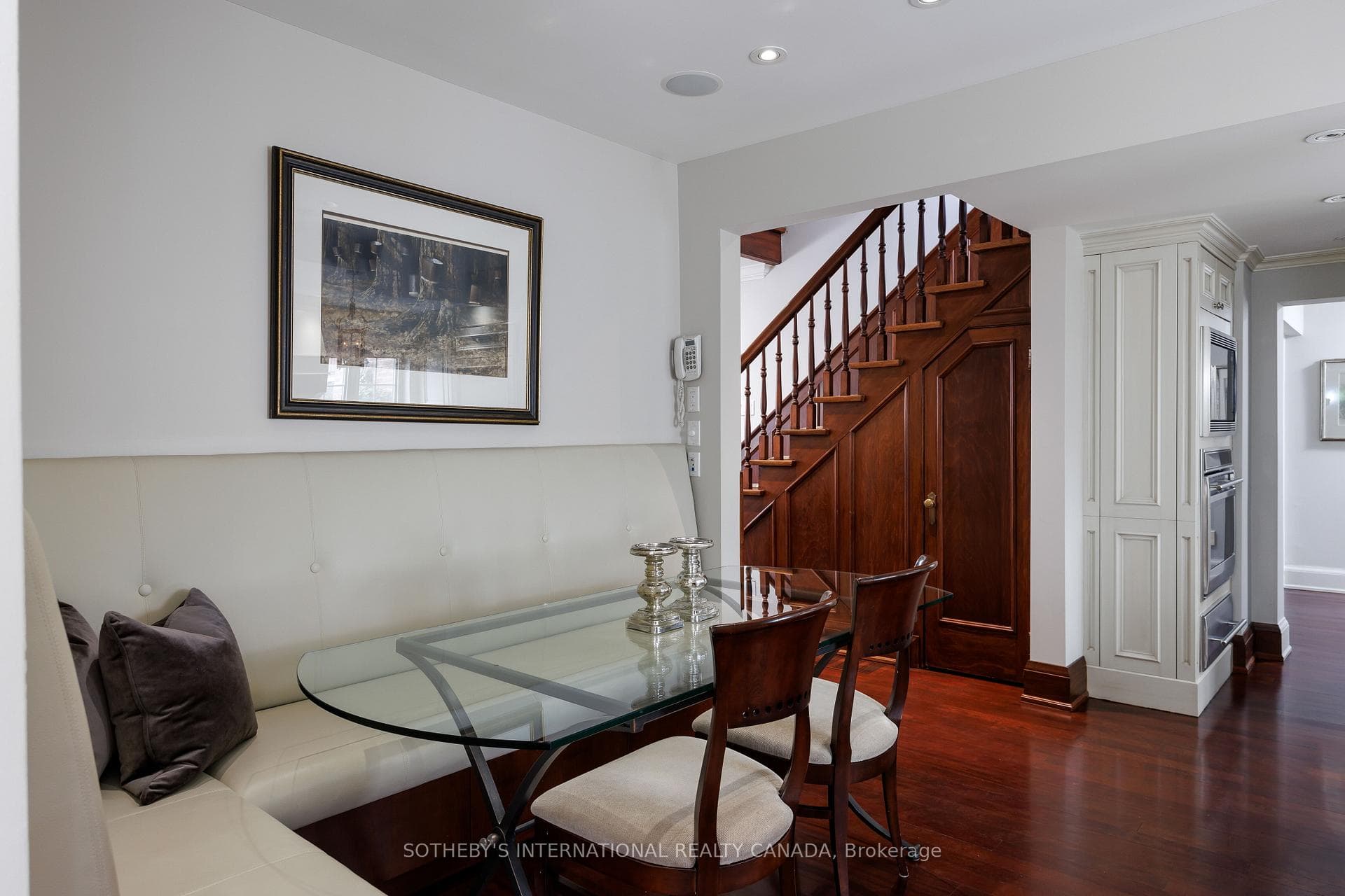 70 King Georges Road - Detached photo 15 of 50 in Etobicoke (Islington / Rexdale), Ontario