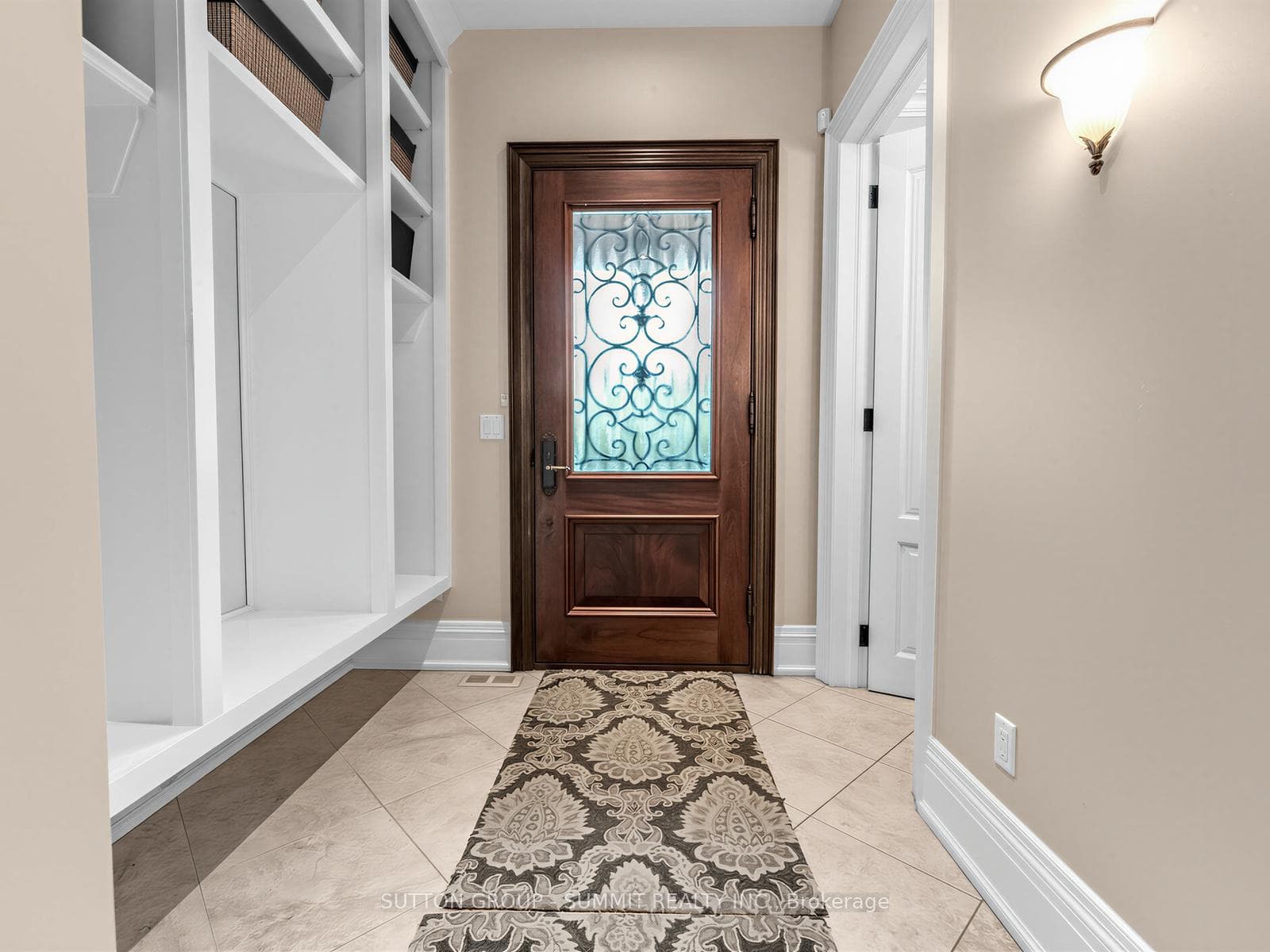 217 Eastcourt Road - Detached photo 17 of 47 in Oakville, Ontario