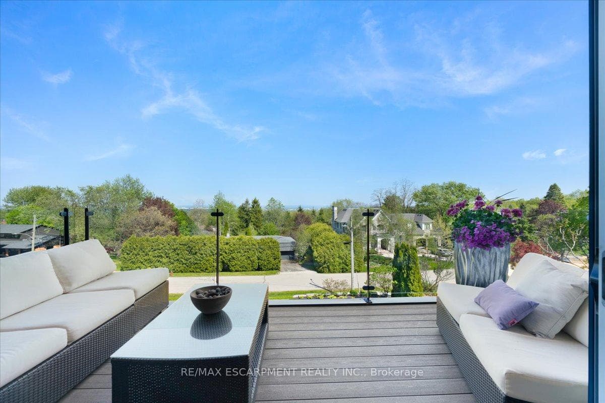 1309 Beaufort Drive - Detached photo 19 of 50 in Burlington, Ontario