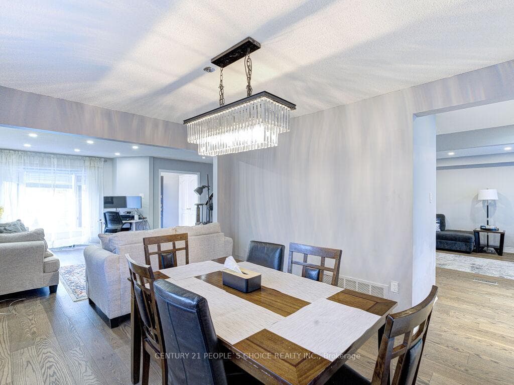 5965 River Grove Avenue - Detached photo 9 of 50 in Mississauga, Ontario