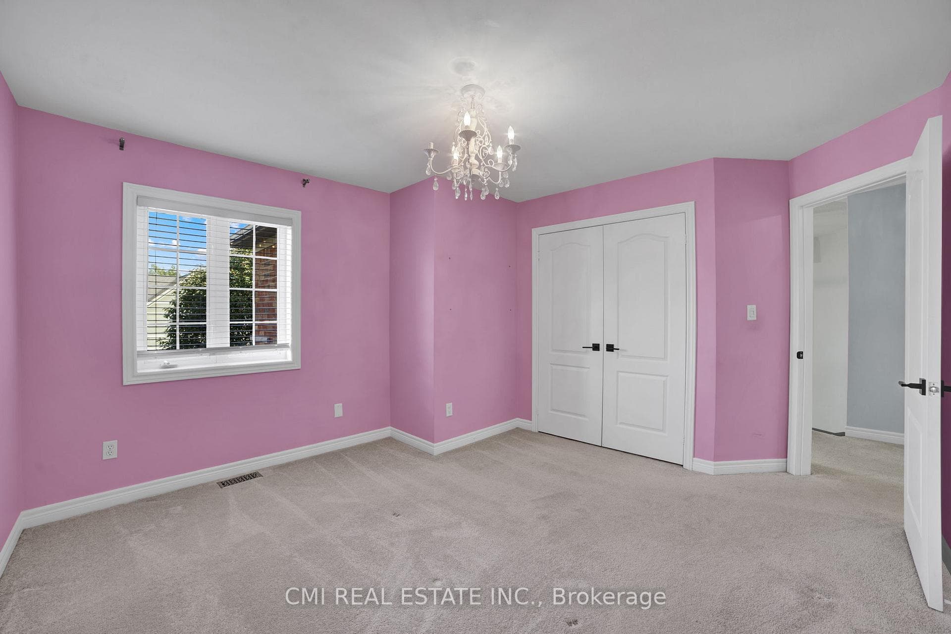 2171 Jardine Crescent - Detached photo 11 of 50 in Burlington, Ontario