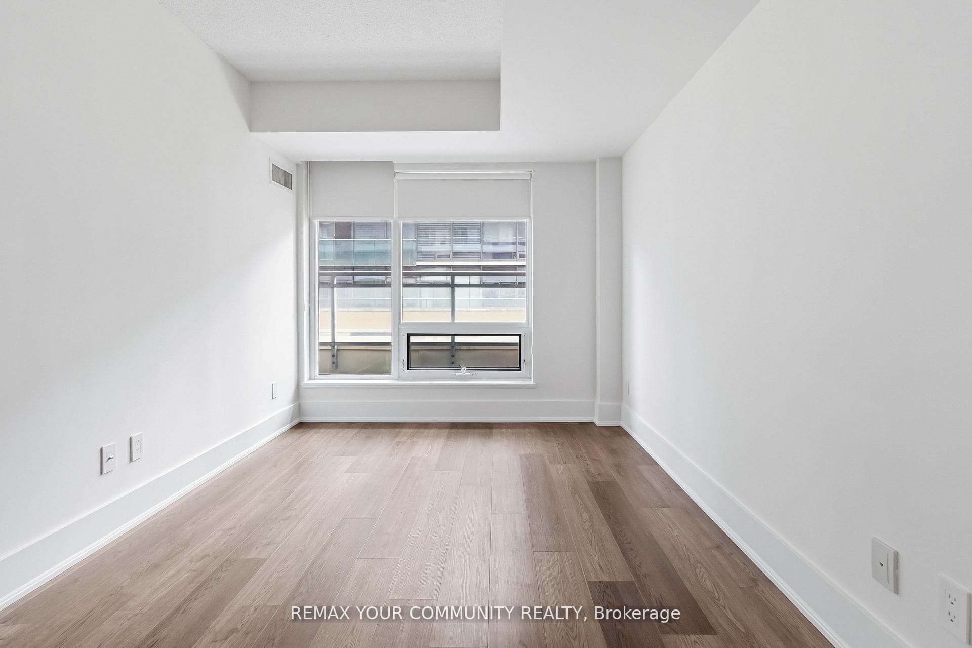 8 Scollard Street Unit 606 - Condo photo 22 of 37 in Annex / Yorkville / Summerhill, Ontario