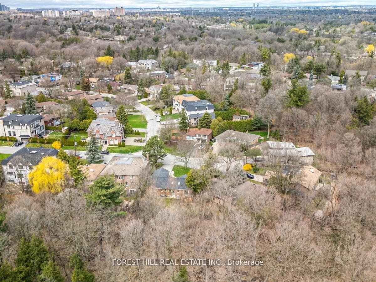 137 Citation Drive - Detached photo 37 of 38 in Hillcrest Village / Bayview Village, Ontario