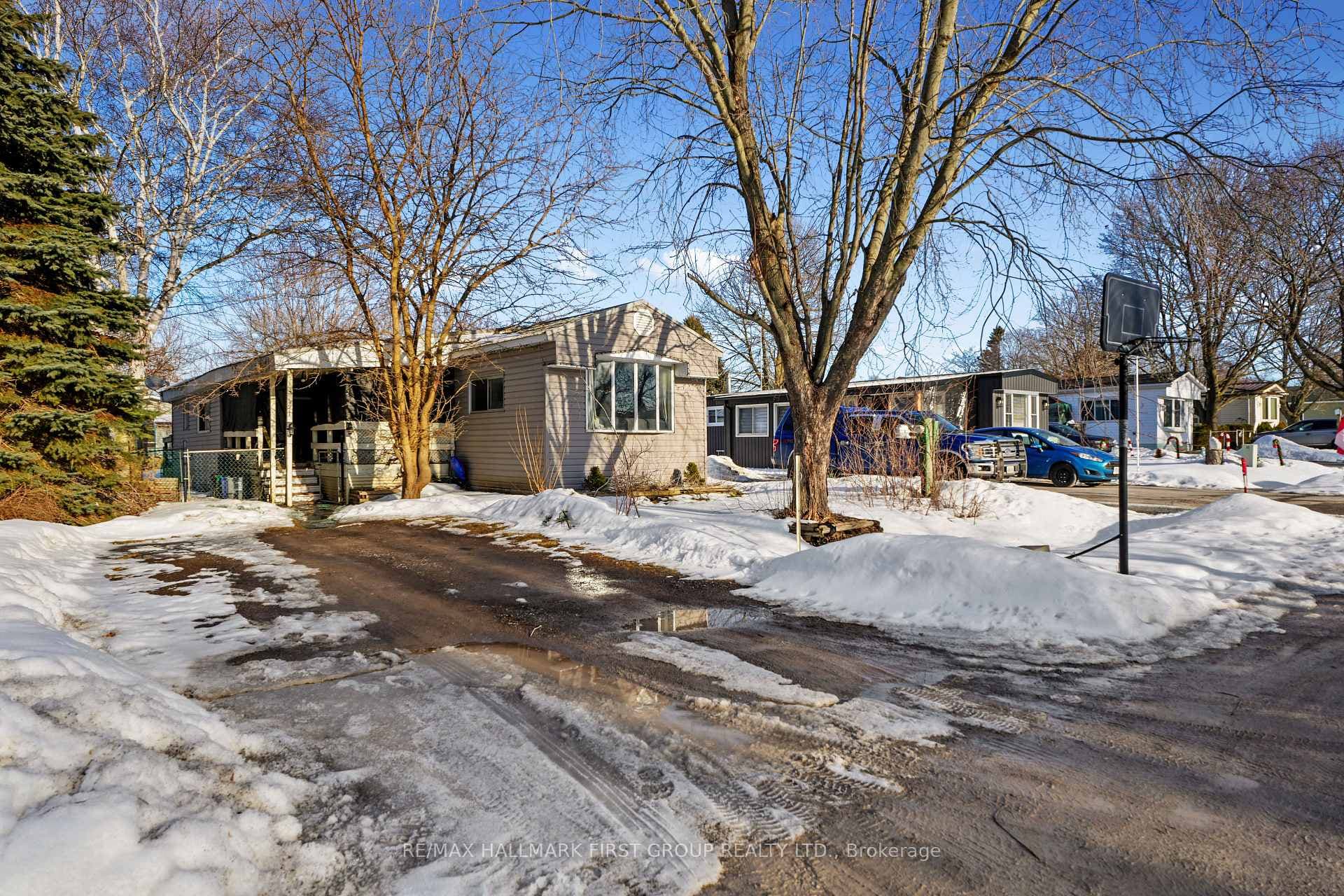 31 Valleyview Drive - Detached photo 1 of 30 in Hamilton Township, Ontario