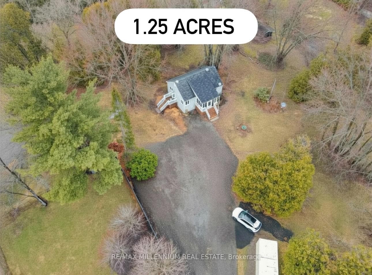 2424 Olde Base Line Road - Detached photo 1 of 24 in Caledon, Ontario