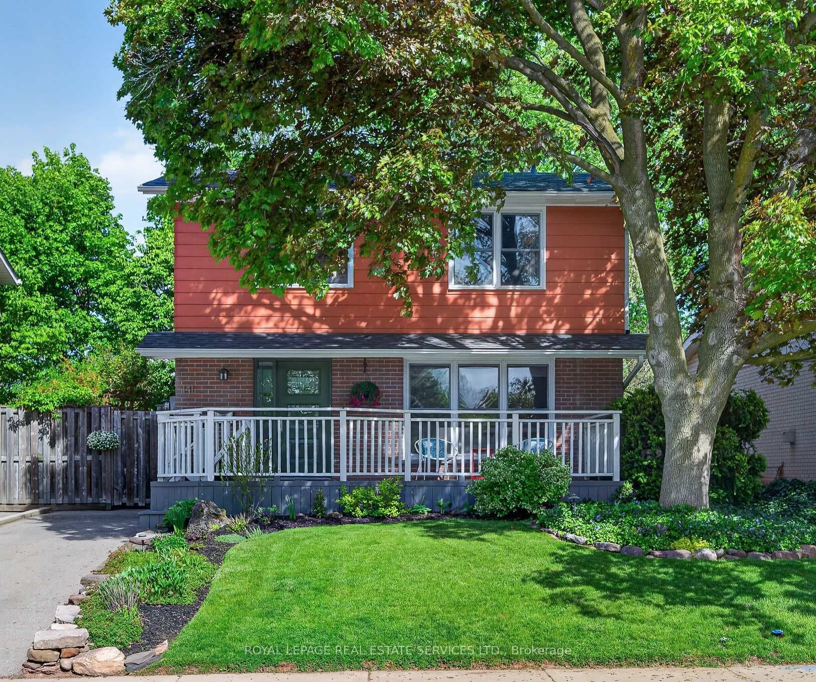 141 Oakdale Drive - Detached photo 2 of 50 in Oakville, Ontario