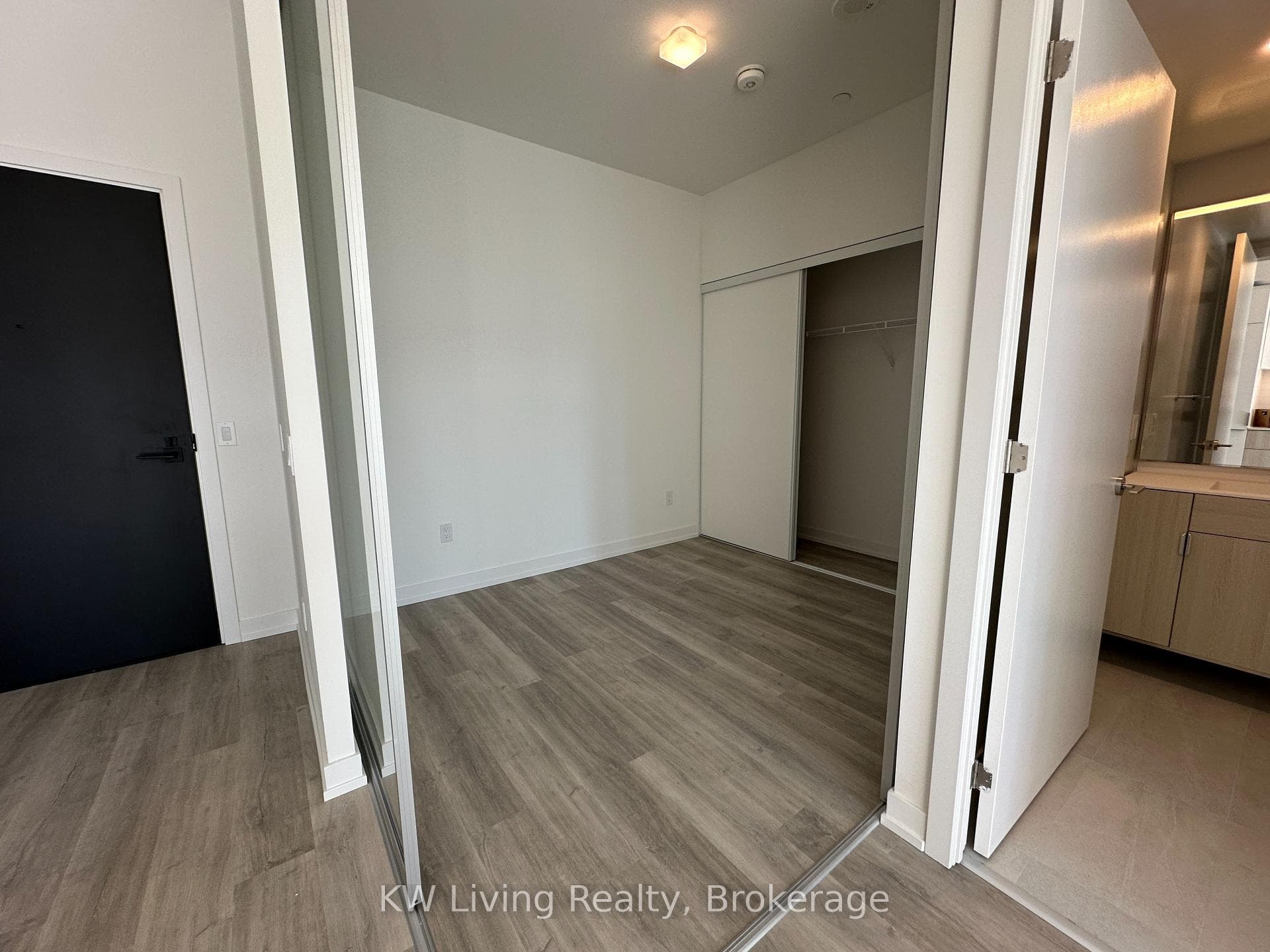 28 Eastern Avenue Unit 616 - Condo photo 4 of 19 in Regent Park / Cabbagetown / St. James Town, Ontario
