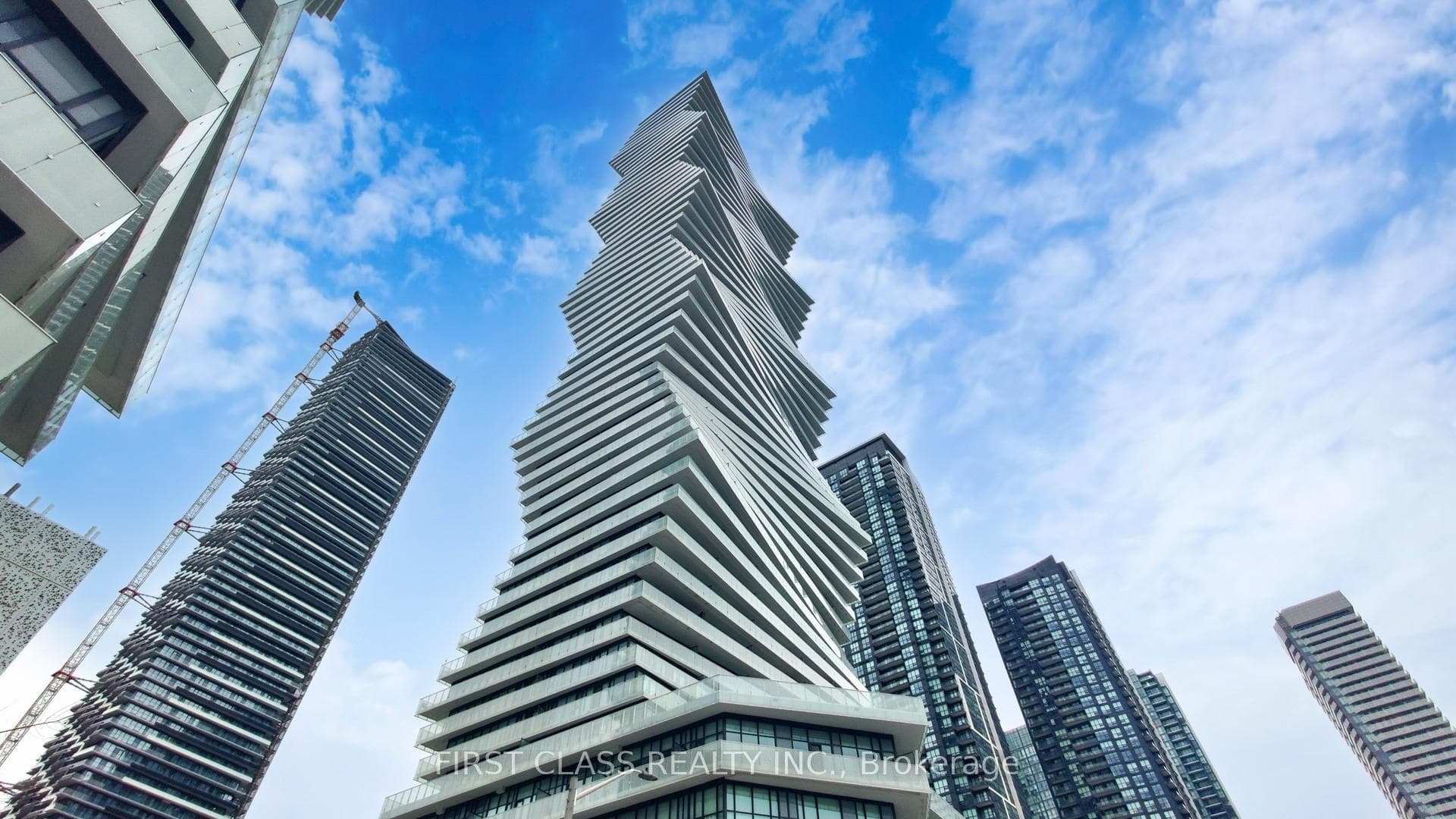 3900 Confederation Parkway Unit 4301 - Condo for sale in Erin Mills, Ontario