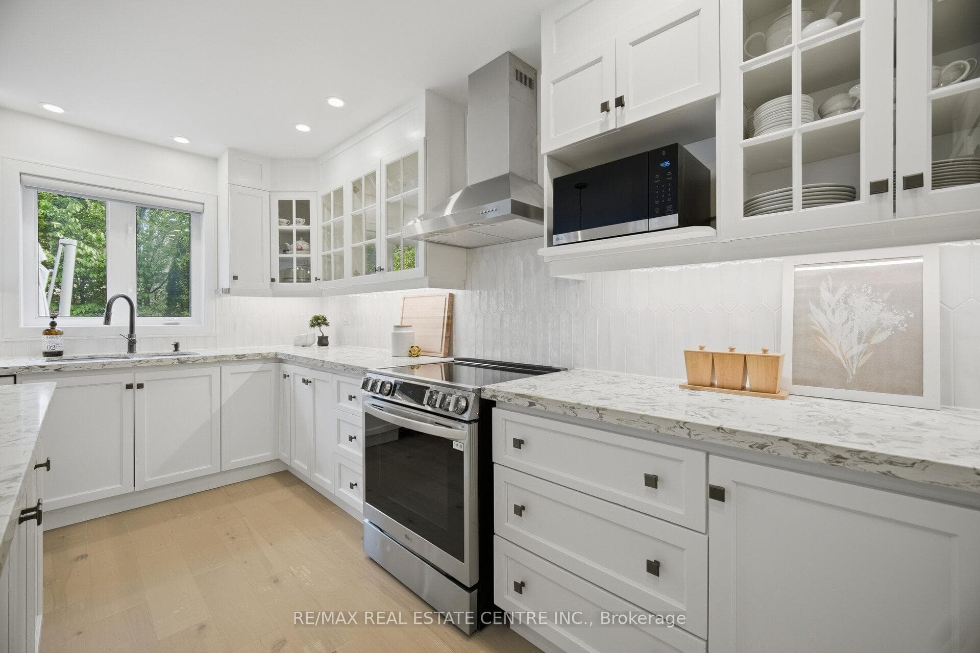 5388 Kindos Street - Detached photo 22 of 50 in Burlington, Ontario