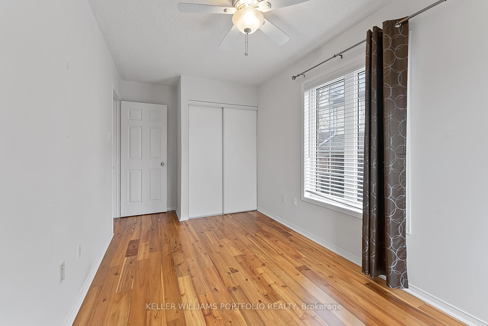118 Gatwick Drive - Semi-Detached photo 31 of 50 in Oakville, Ontario