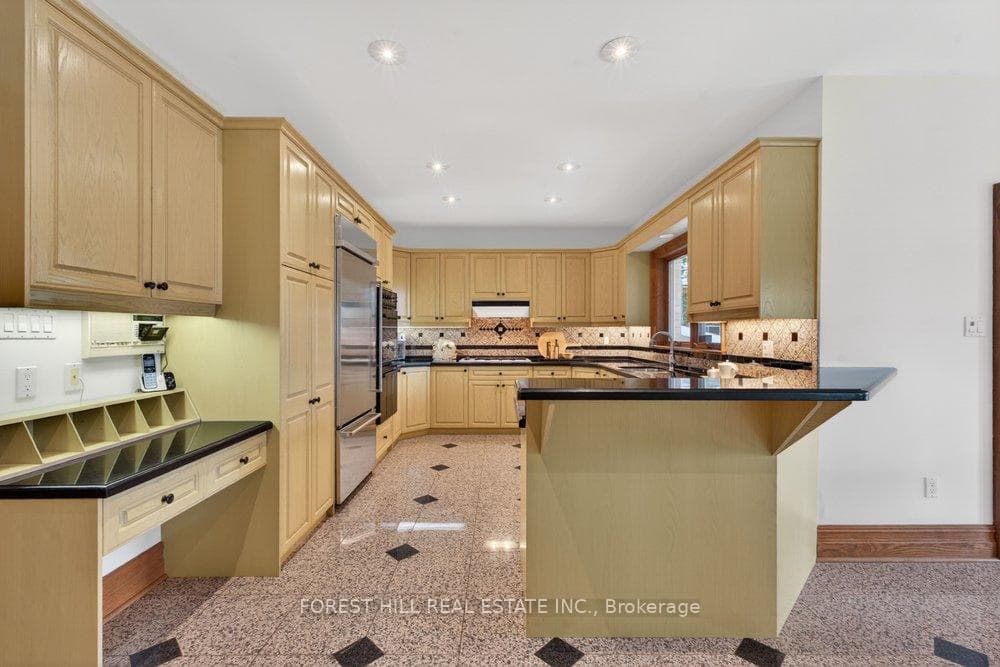 162 Codsell Avenue - Detached photo 15 of 40 in North York (Bathurst Manor / Clanton Park), Ontario