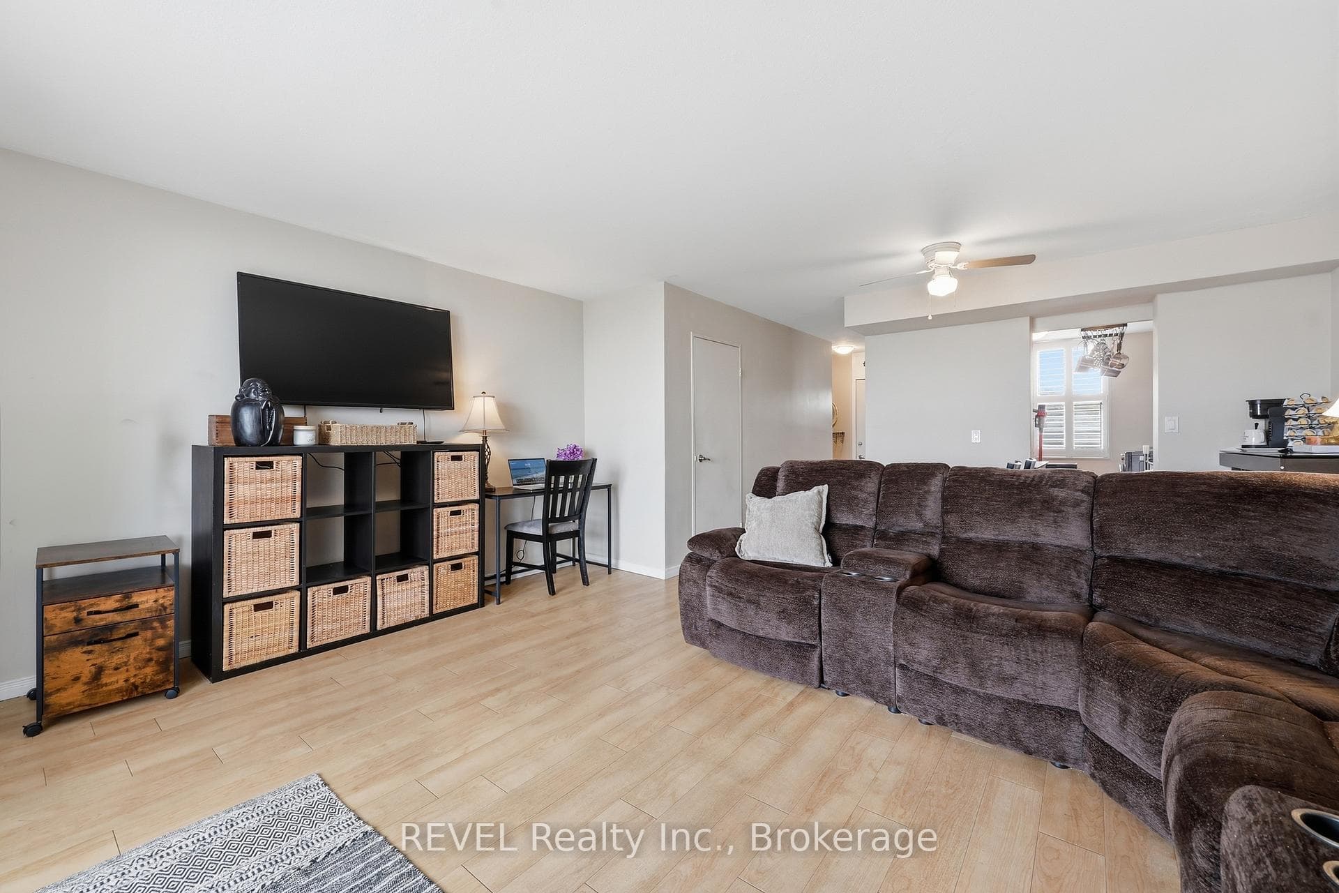 350 Quigley Road Unit 824 - Condo photo 15 of 25 in Hamilton, Ontario