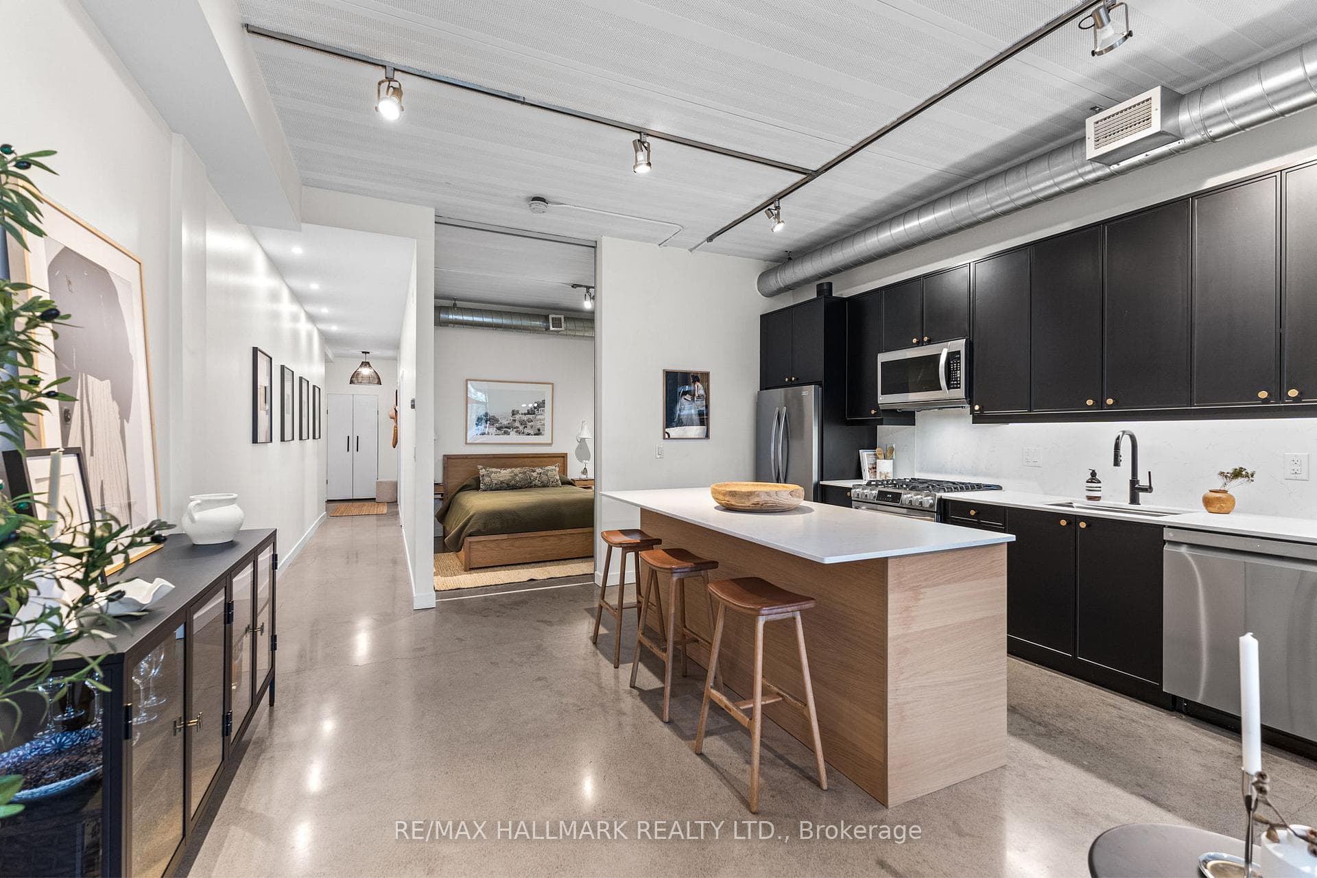 747 Queen Street Unit 202 - Condo photo 12 of 24 in Riverdale / Leslieville, Ontario