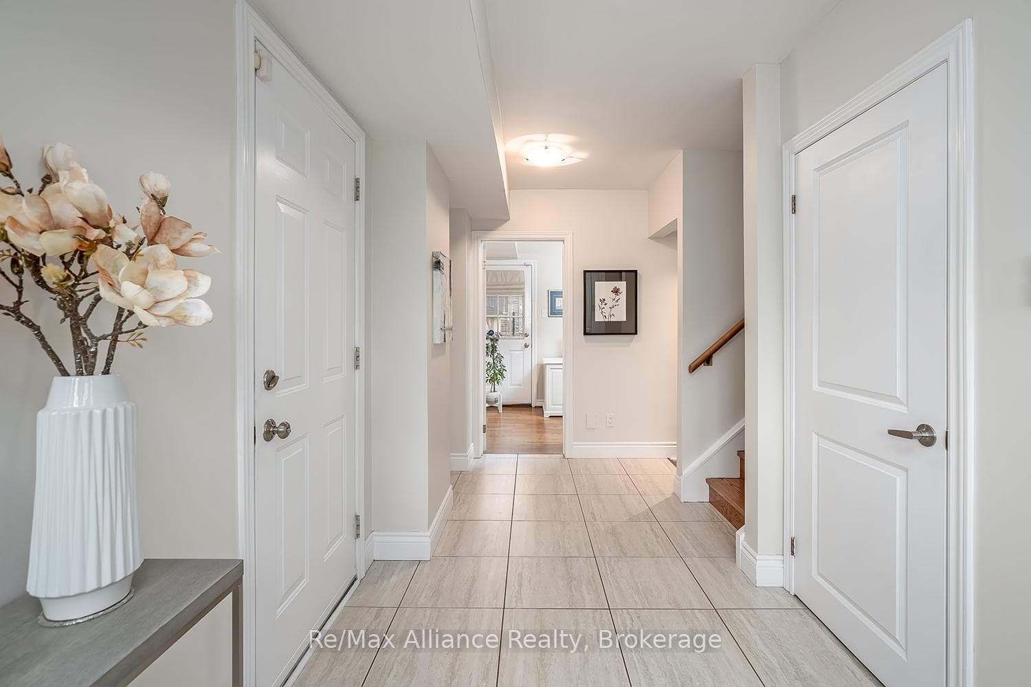 183 Westminster Drive - Detached photo 7 of 44 in Oakville, Ontario