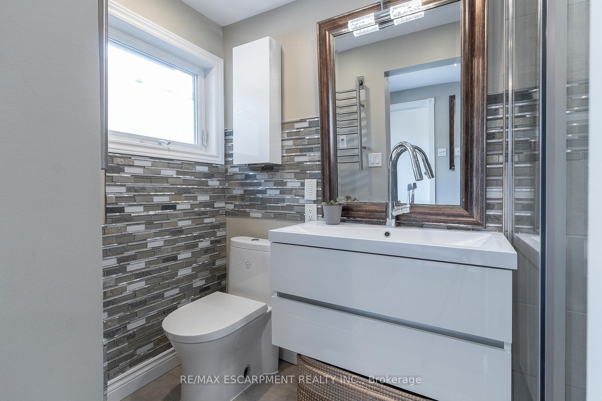 193 Pine Cove Road - Detached photo 17 of 43 in Burlington, Ontario