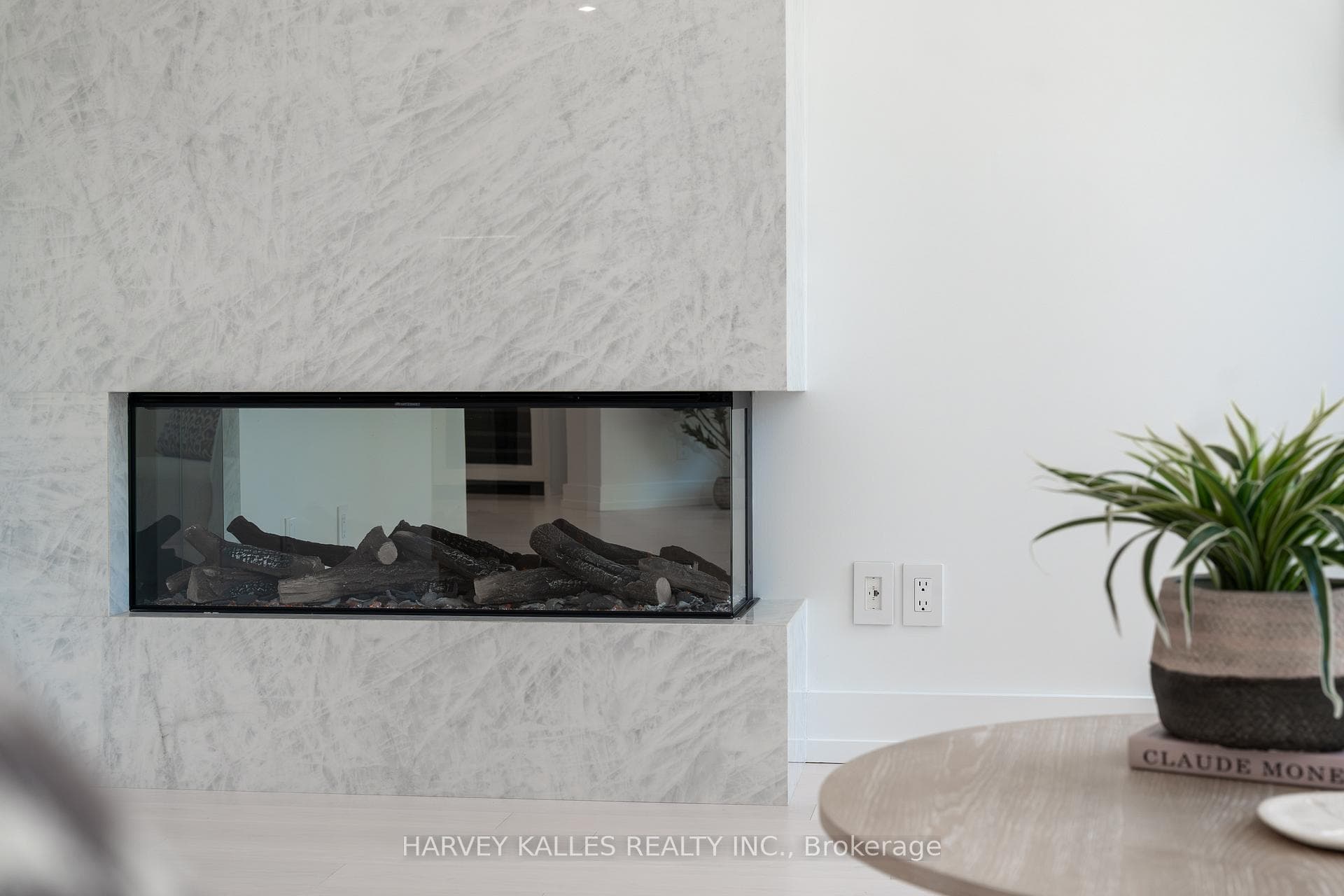 10 Bellair Street Unit 603 - Condo photo 8 of 38 in Annex / Yorkville / Summerhill, Ontario