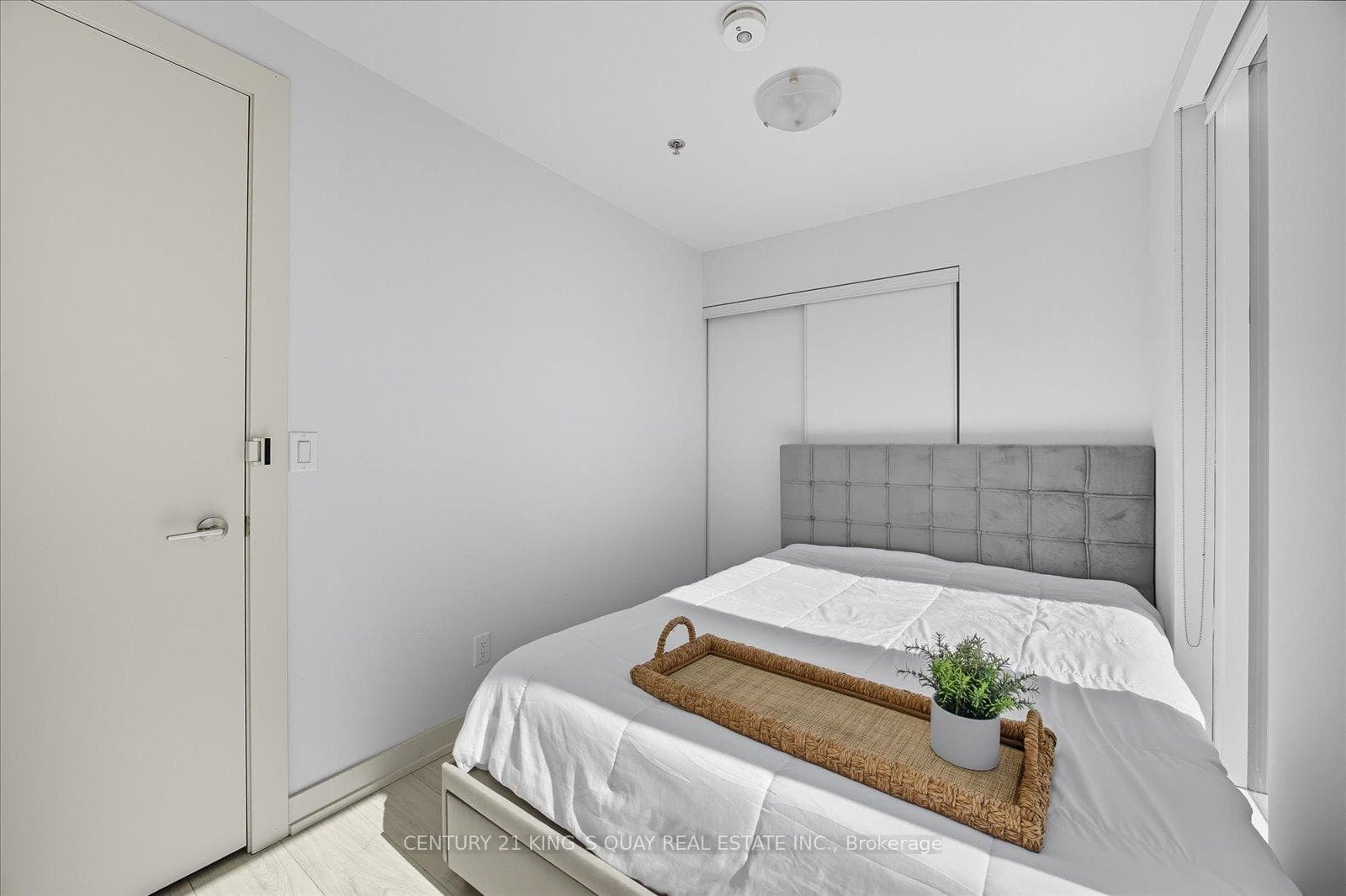 90 Glen Everest Road Unit 1008 - Condo photo 20 of 50 in Birch Cliff / Cliffside, Ontario