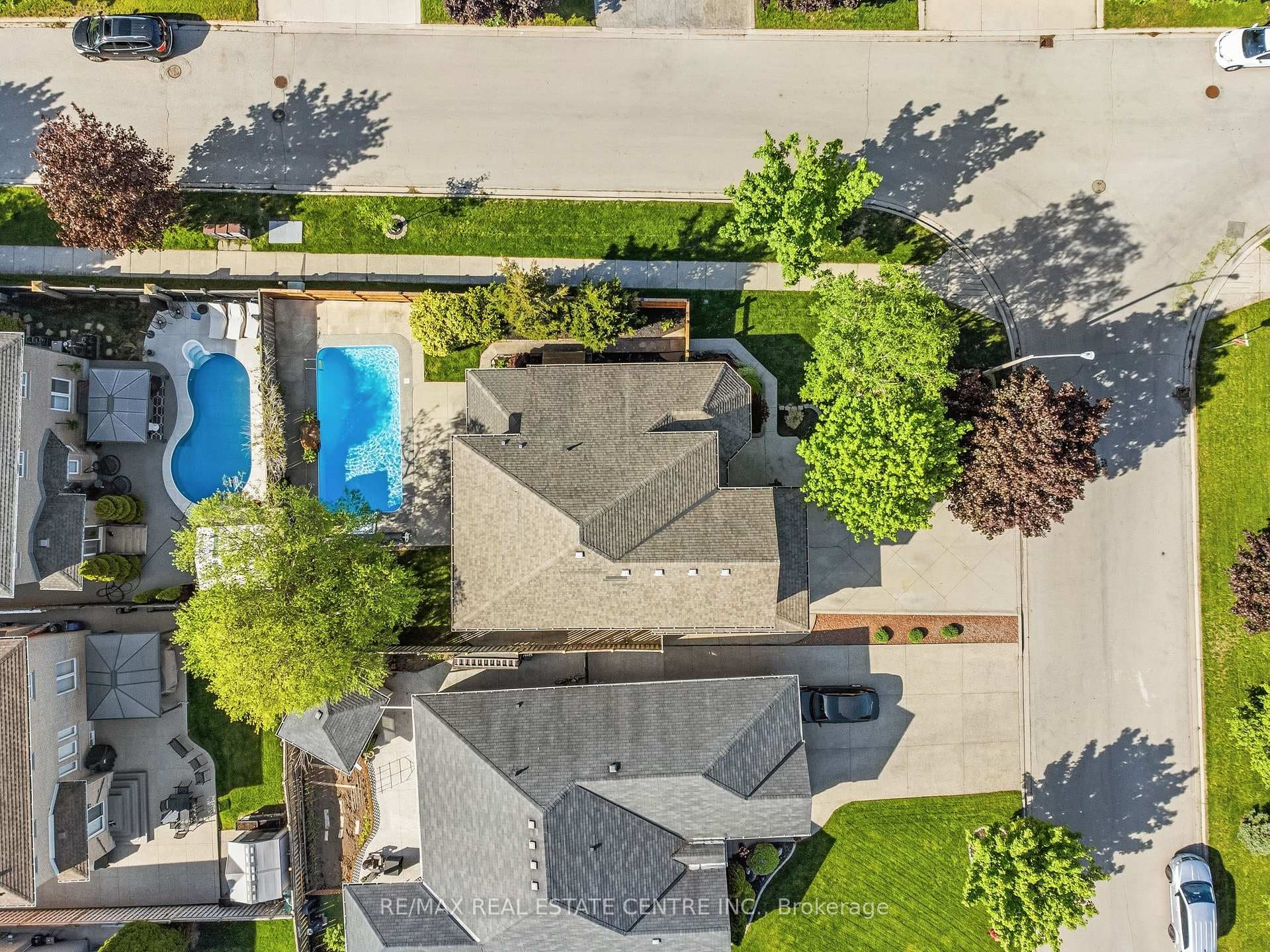2 Orvieto Court - Detached photo 44 of 47 in Hamilton, Ontario