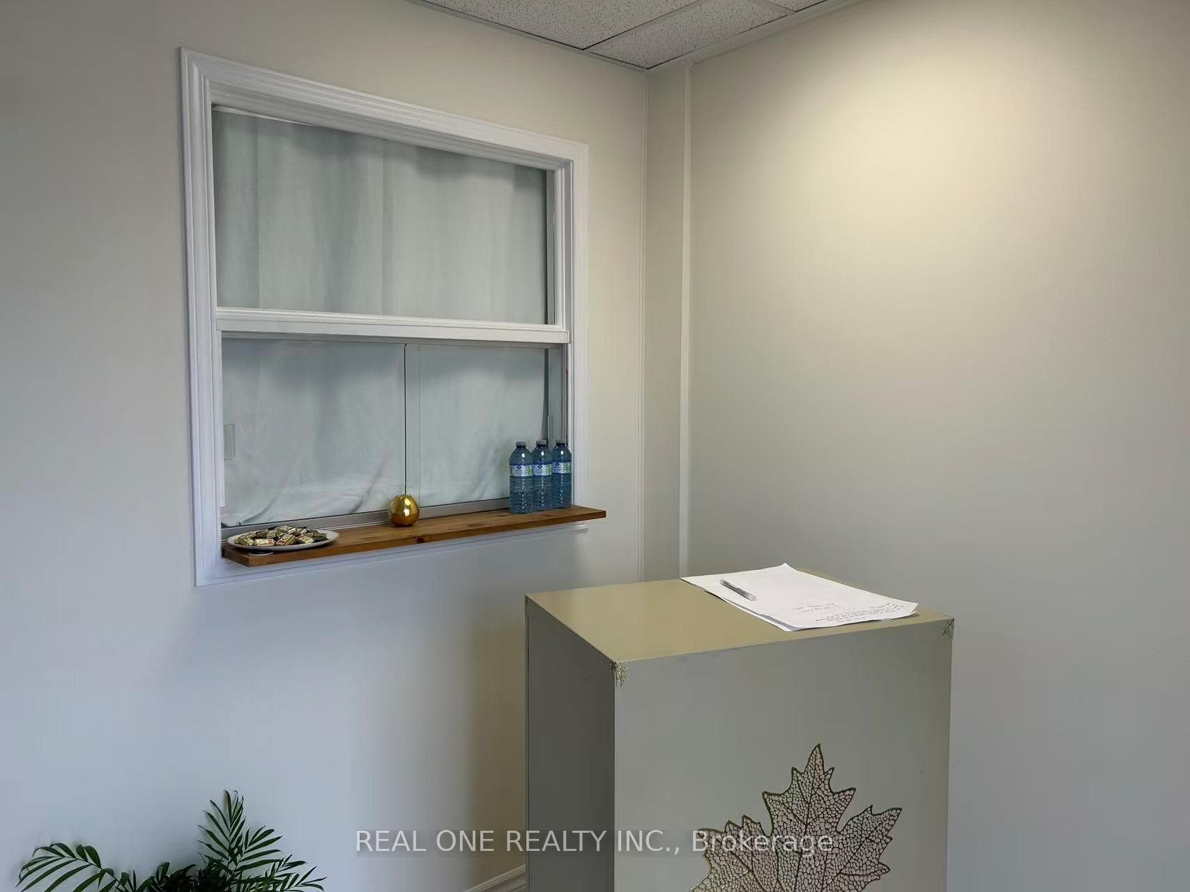 6033 Shawson Drive Unit 36 - Commercial photo 5 of 6 in Mississauga, Ontario