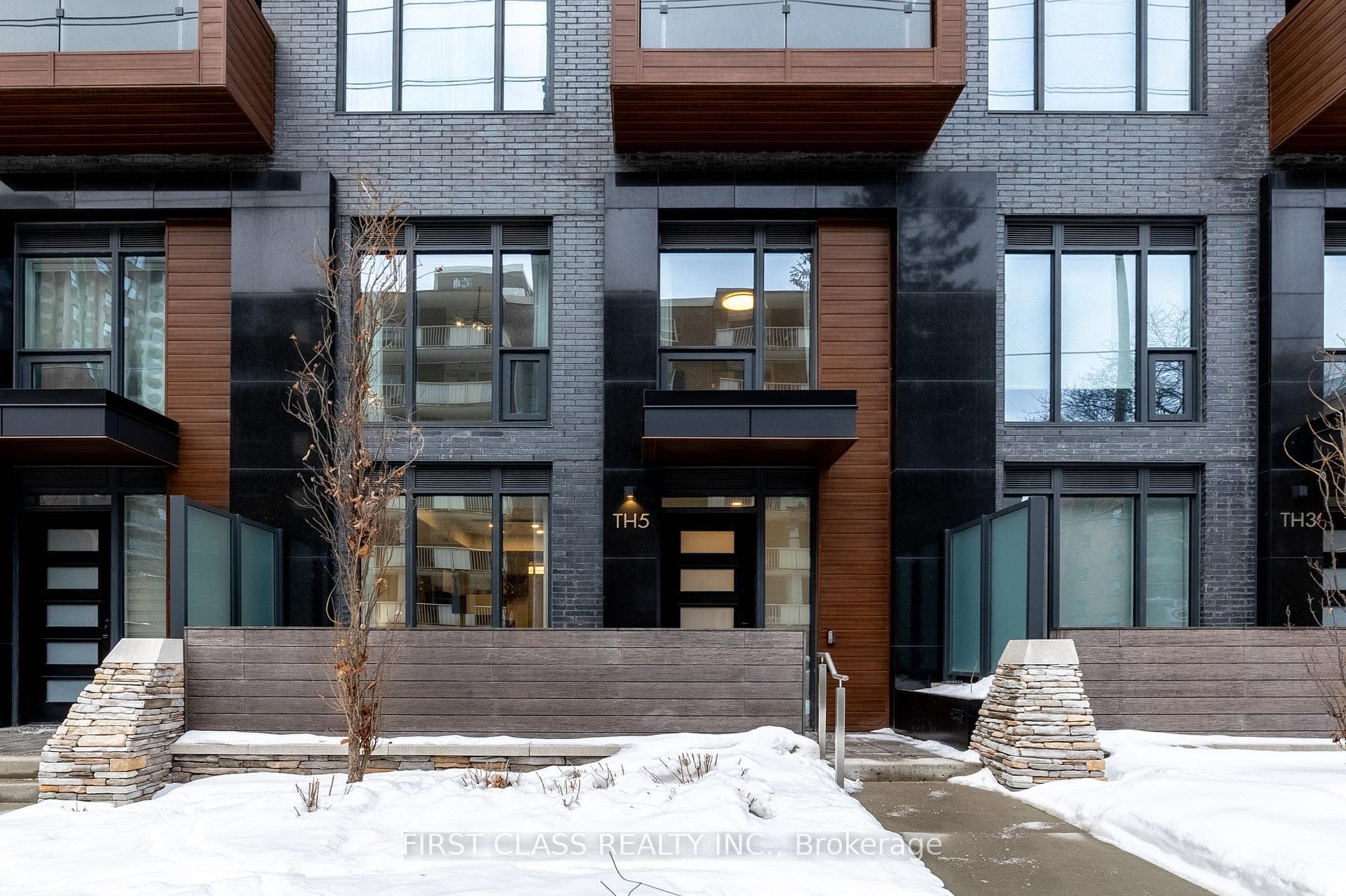 21 Park Street Unit TH05 - Condo for sale in Erin Mills, Ontario