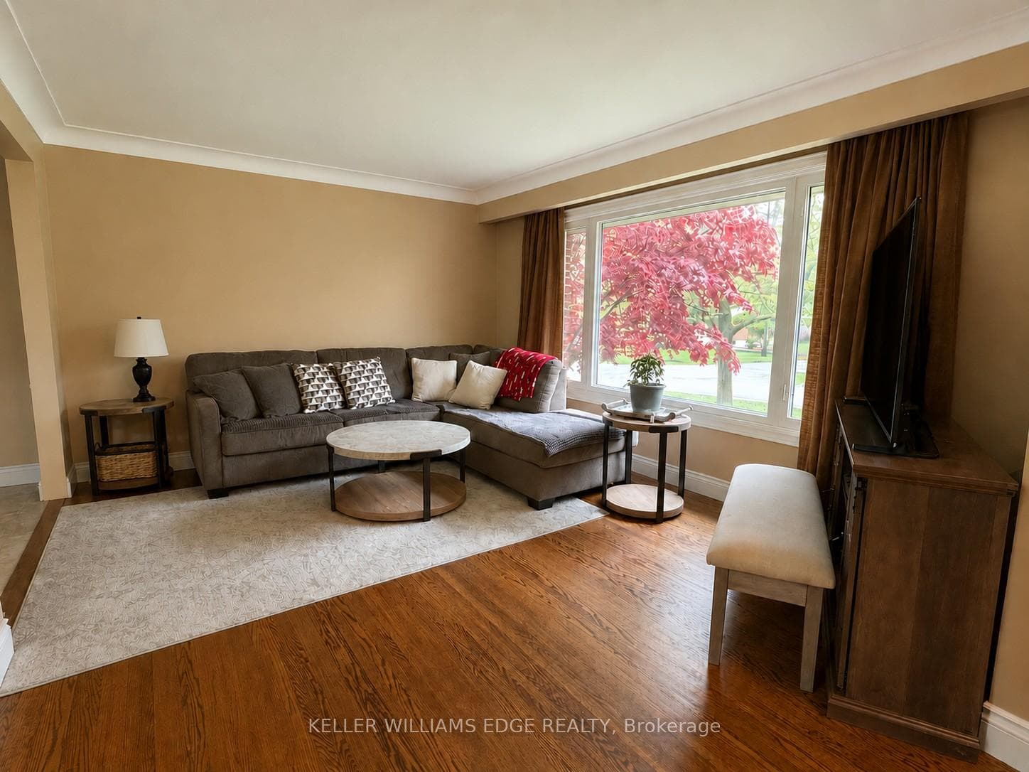917 Orpha Street - Detached photo 5 of 25 in Burlington, Ontario