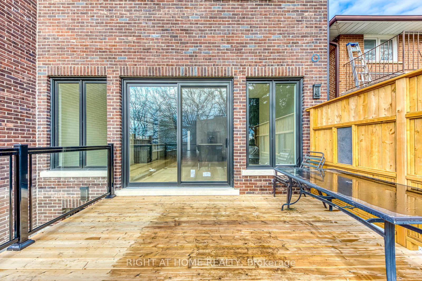 5 Enfield Avenue - Semi-Detached photo 34 of 35 in Liberty Village / Parkdale / South Parkdale, Ontario