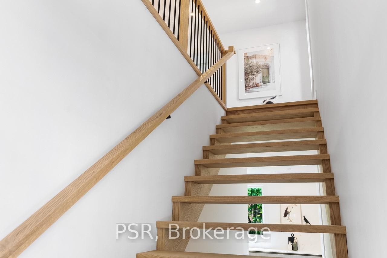 2084 Tolman Road - Detached photo 17 of 30 in Mississauga, Ontario