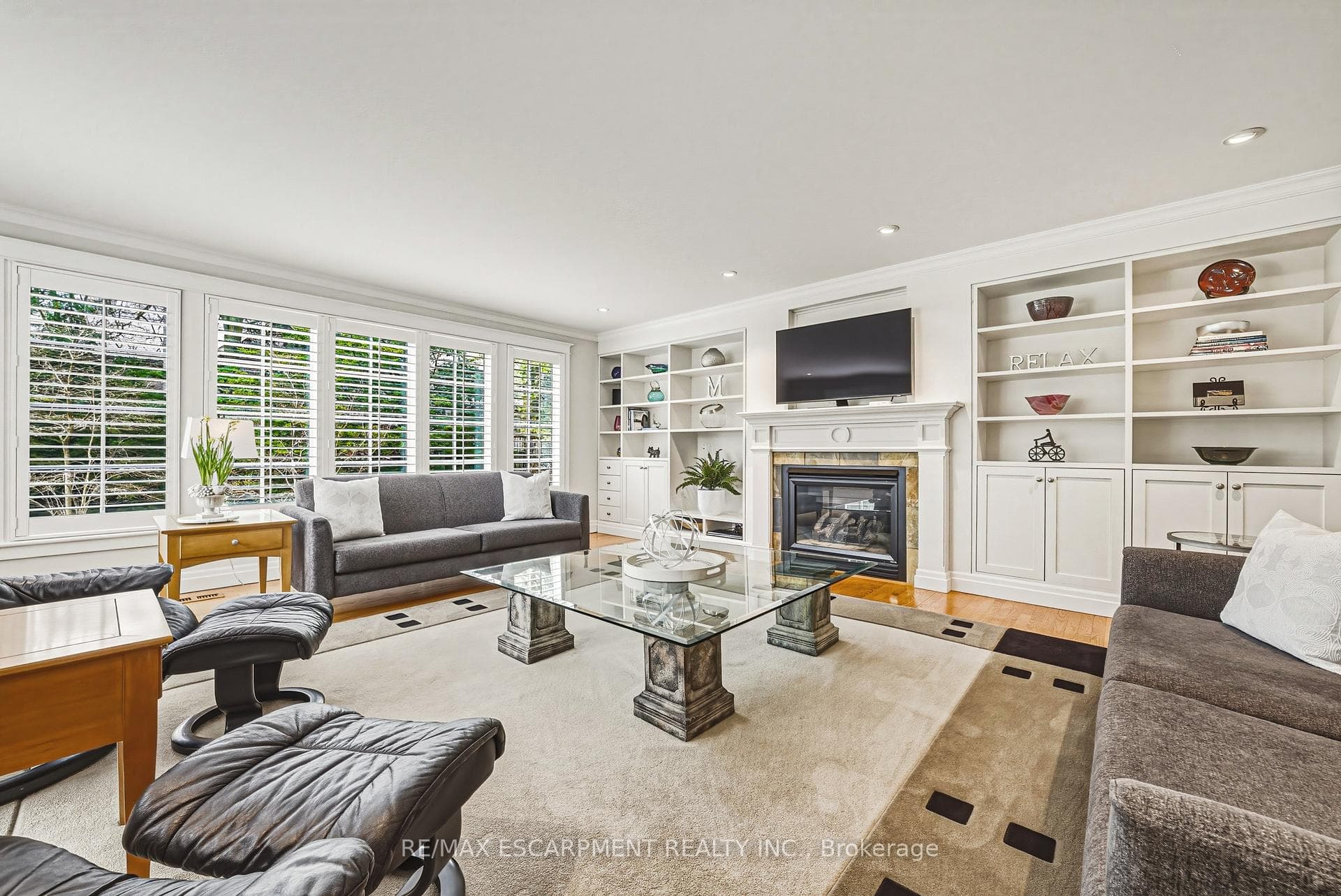7 Colonial Crescent - Detached photo 13 of 49 in Oakville, Ontario