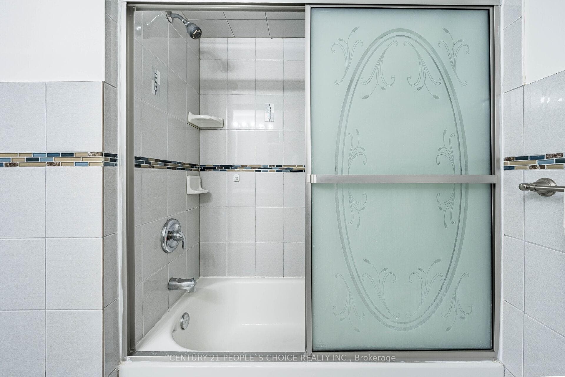 195 Wynford Drive Unit 1602 - Condo photo 25 of 37 in Flemingdon Park / Don Mills, Ontario