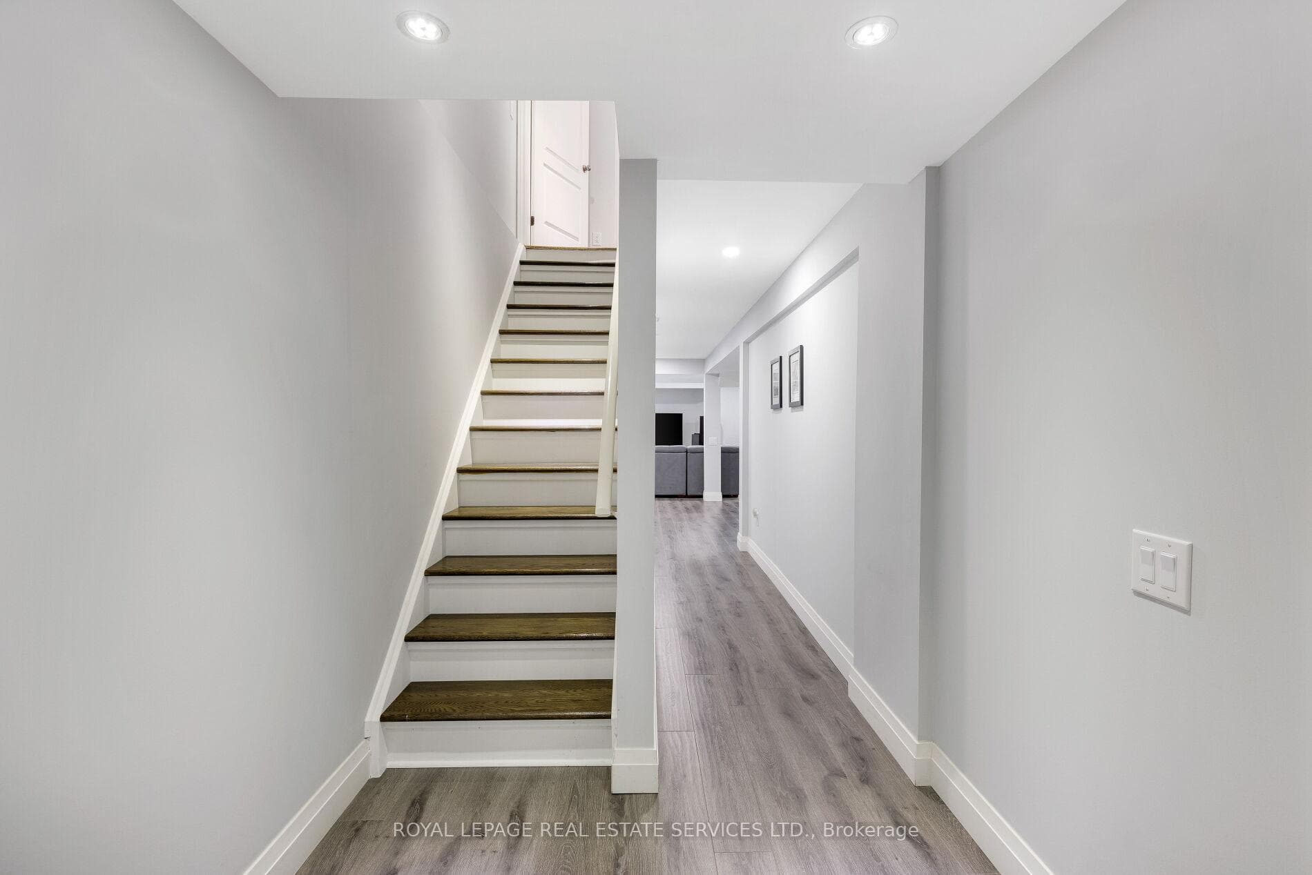 147 Innville Crescent - Detached photo 33 of 47 in Oakville, Ontario