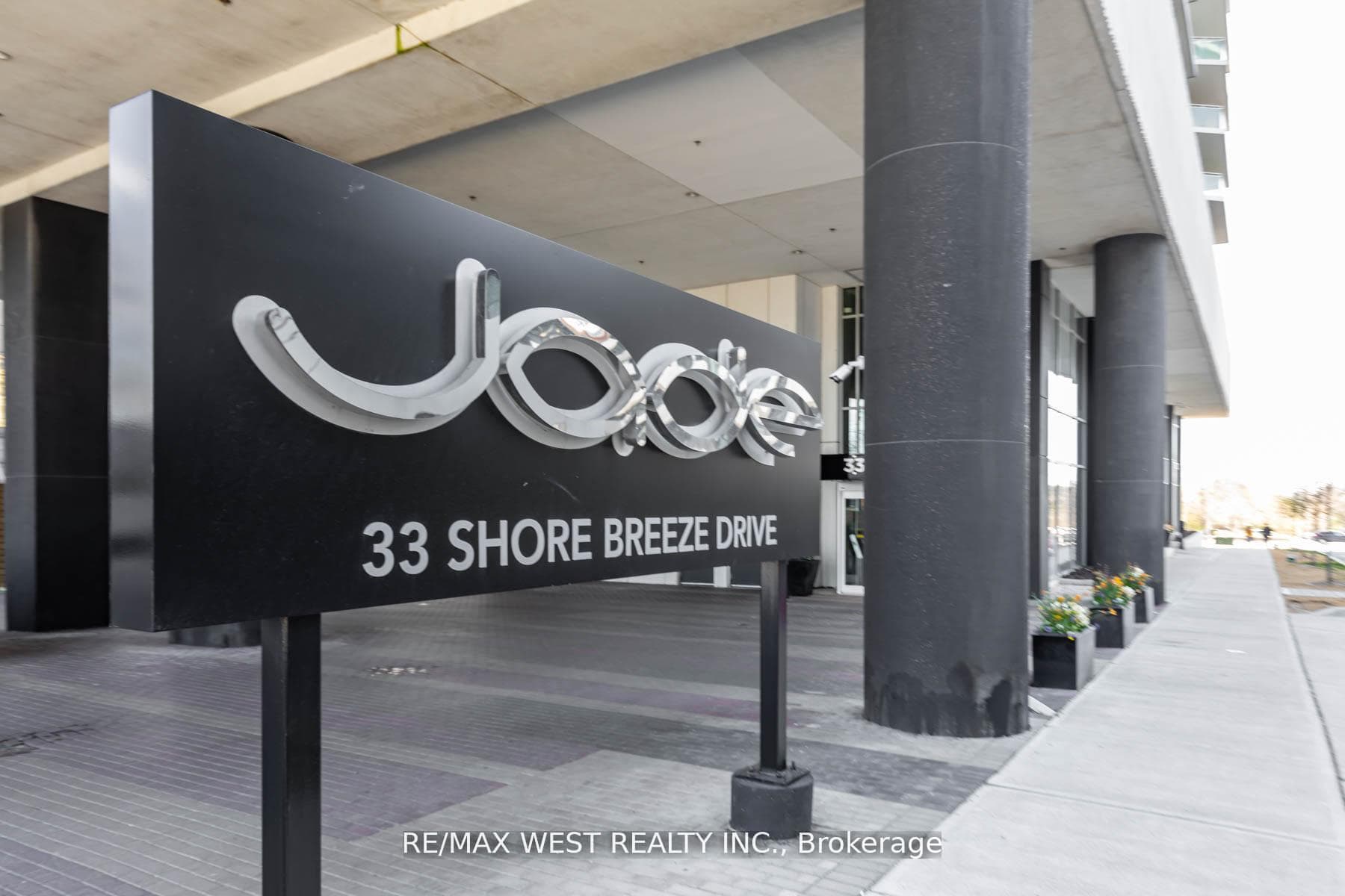 33 Shore Breeze Drive Unit 802 - Condo photo 34 of 38 in Liberty Village / Parkdale / South Parkdale, Ontario