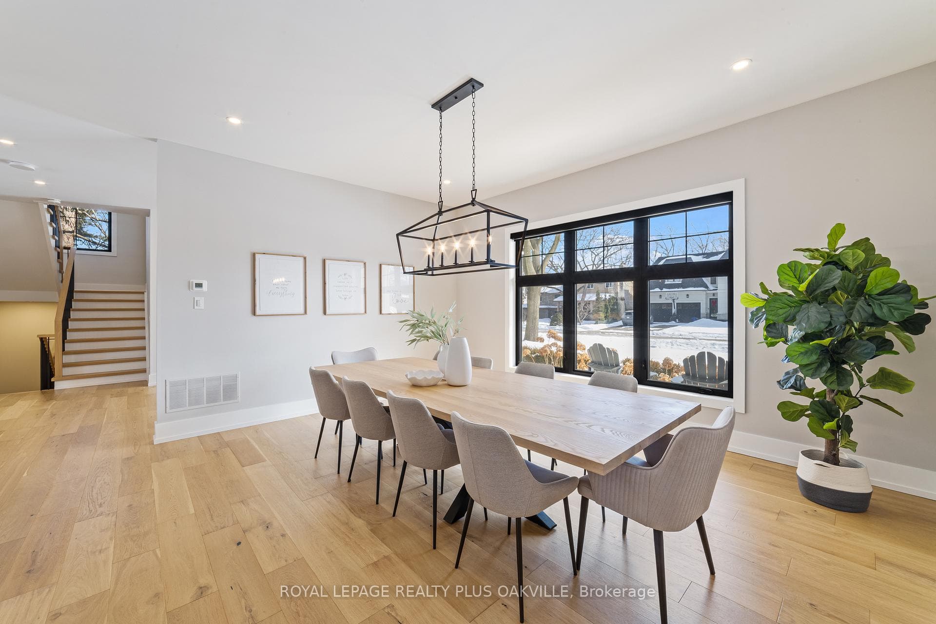 2057 Salvator Boulevard - Detached photo 8 of 50 in Oakville, Ontario