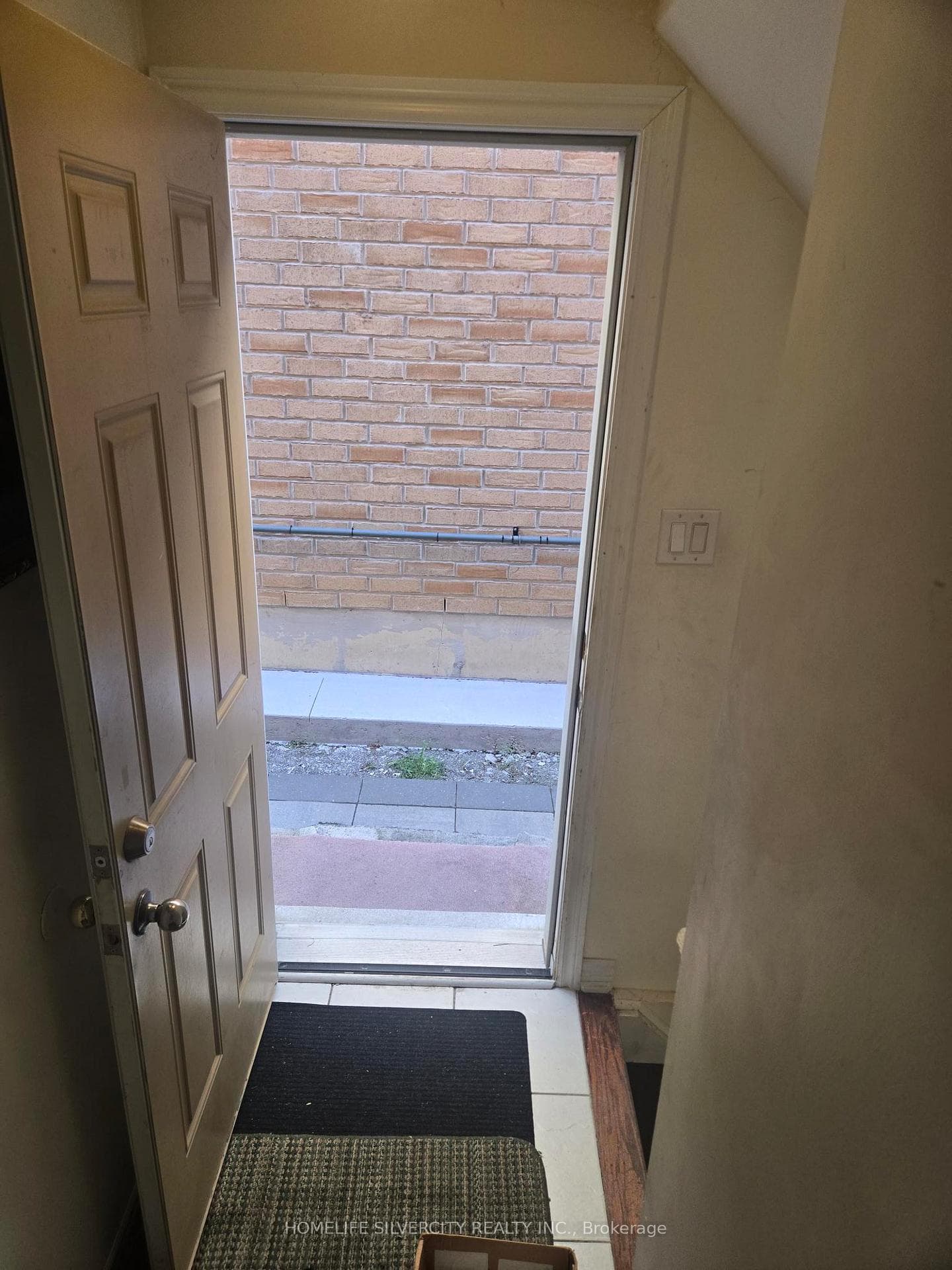 21 Rouge Street - Detached photo 1 of 5 in Brampton, Ontario