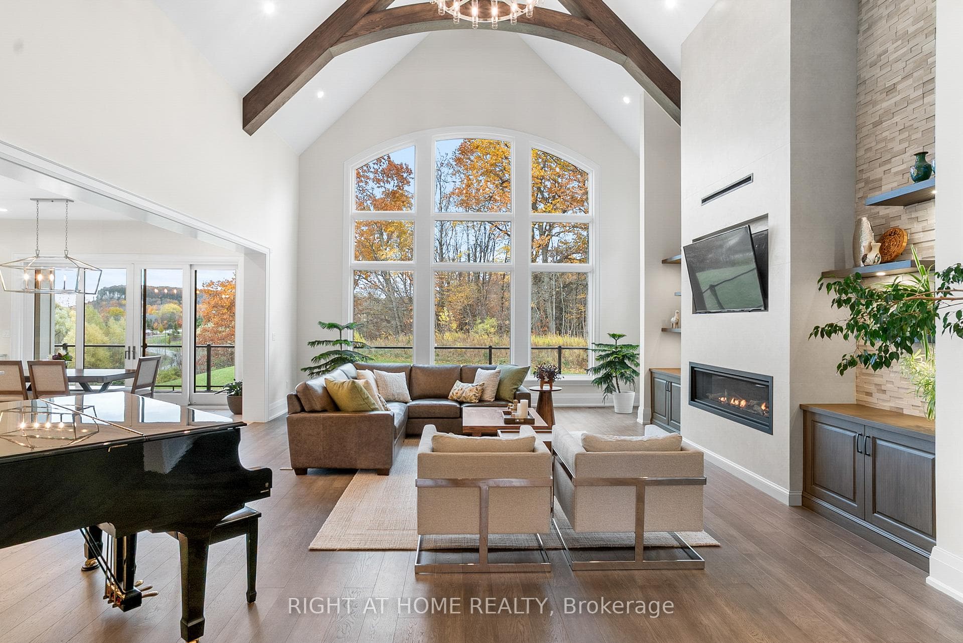 2606 Harvestmoon Lane - Detached photo 7 of 50 in Burlington, Ontario