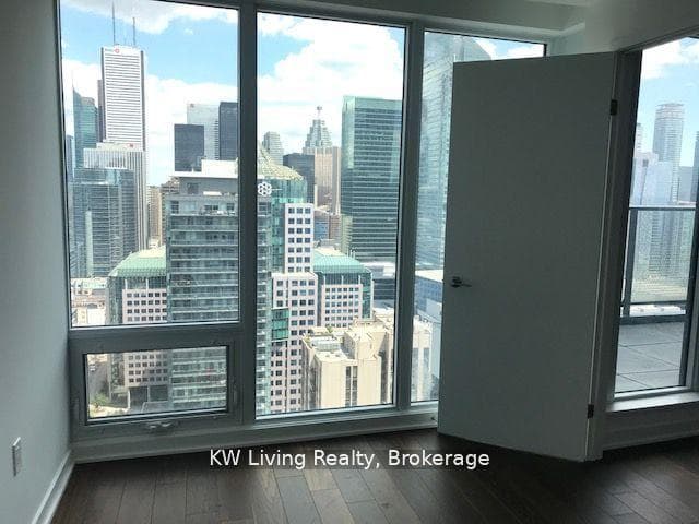 115 Blue Jays Way Unit 4001 - Condo photo 4 of 20 in Downtown Toronto / Waterfront, Ontario