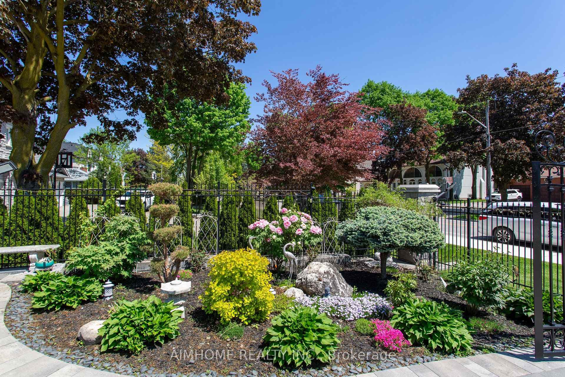 42 Lee Avenue - Detached photo 3 of 50 in Markham, Ontario