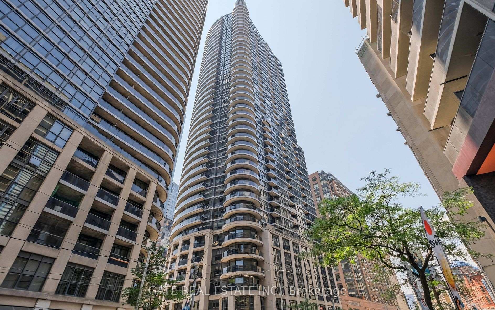 21 Carlton Street Unit 1705 - home for sale in Regent Park / Cabbagetown / St. James Town, Ontario