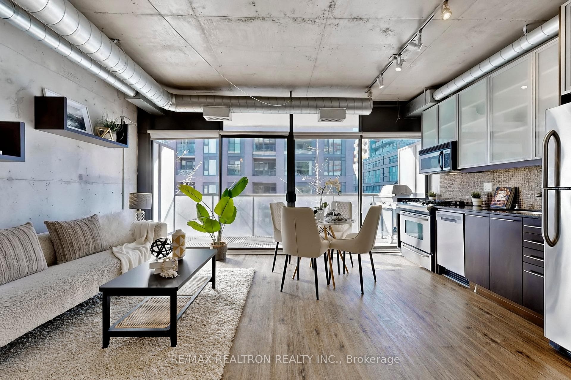533 Richmond Street Unit 408 - Condo photo 3 of 23 in Downtown Toronto / Waterfront, Ontario