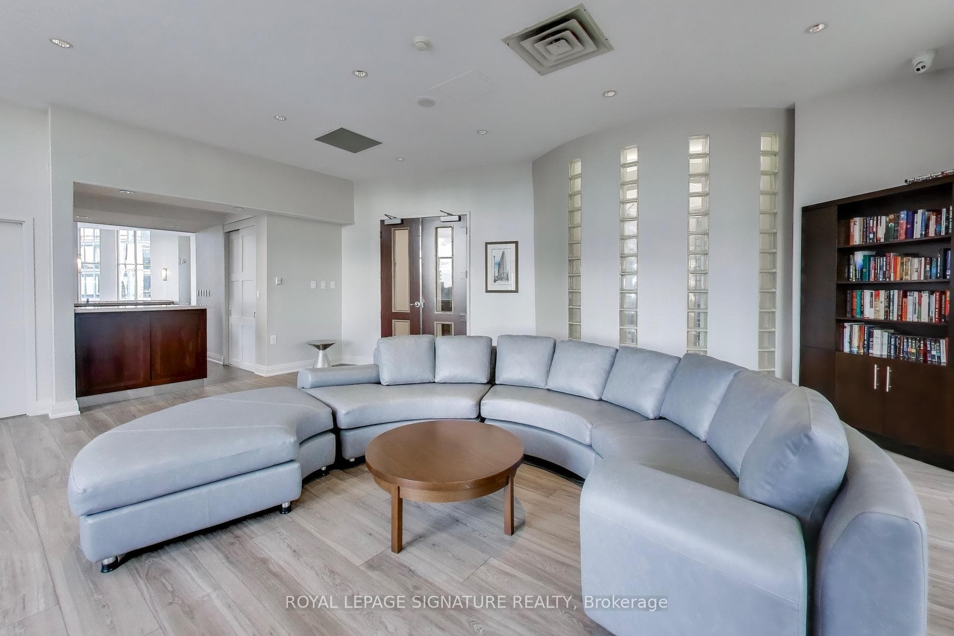 25 The Esplanade N/A Unit 2313 - Condo photo 25 of 32 in Regent Park / Cabbagetown / St. James Town, Ontario