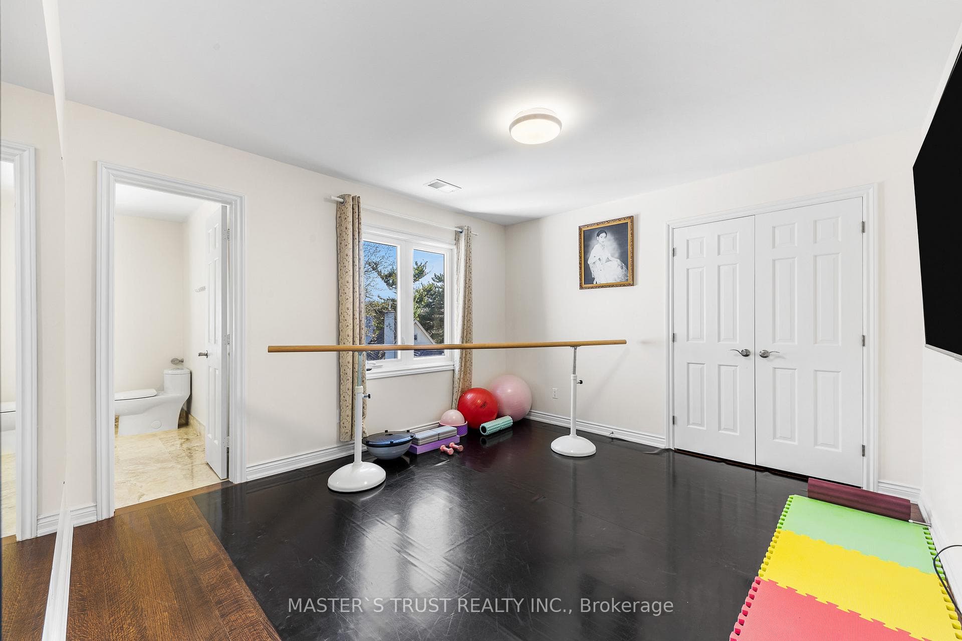 243 Burbank Drive - Detached photo 26 of 48 in Hillcrest Village / Bayview Village, Ontario