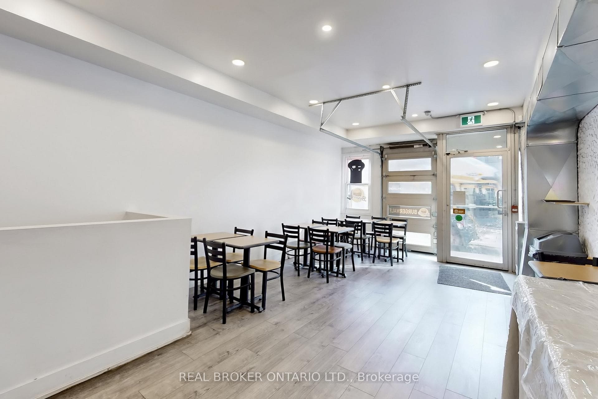 85 John Street Unit C - Commercial photo 8 of 31 in Hamilton, Ontario